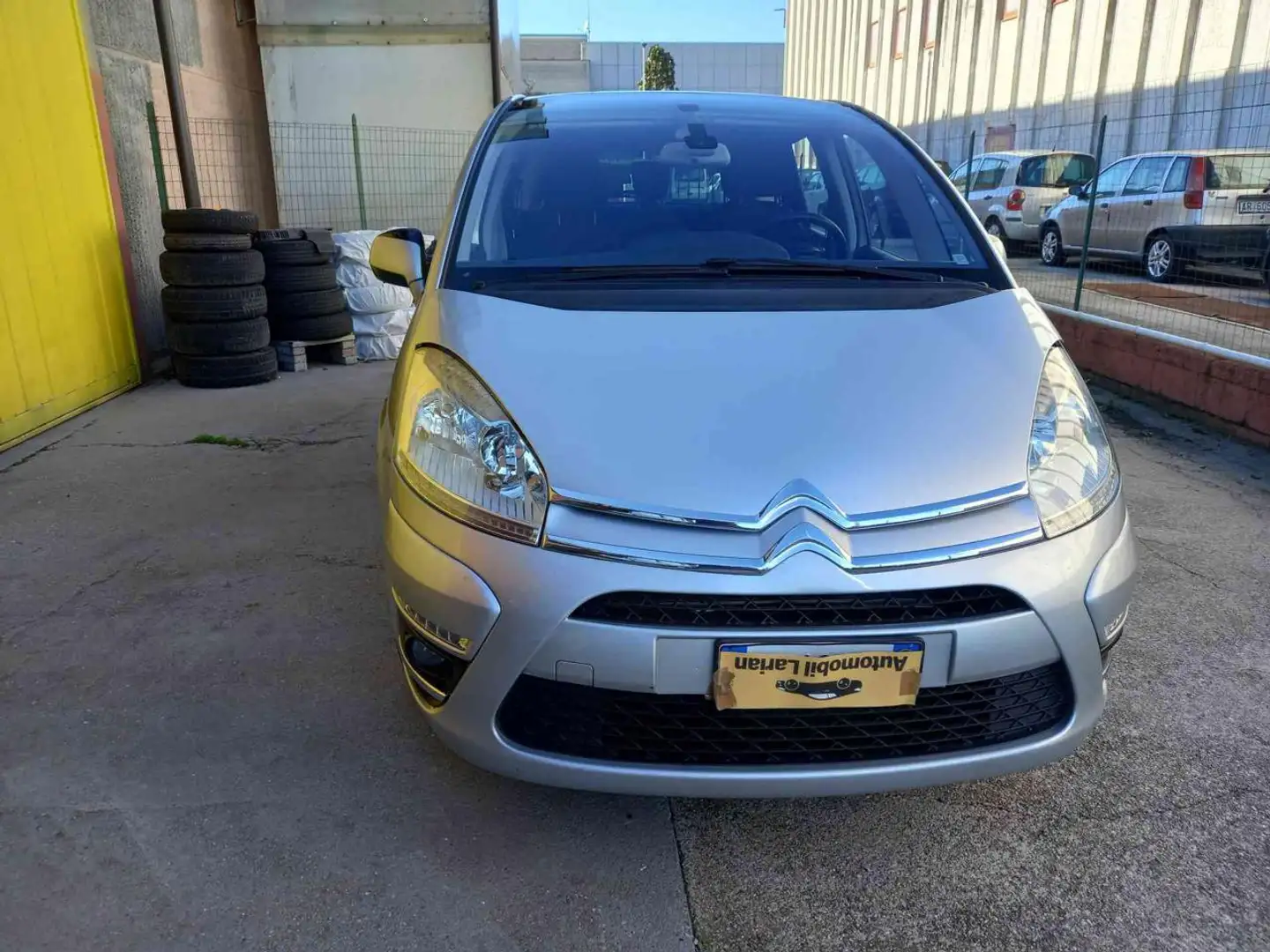 Citroen C4 Picasso 1.6 HDi Exclusive  NEOPATENTATI Argento - 2