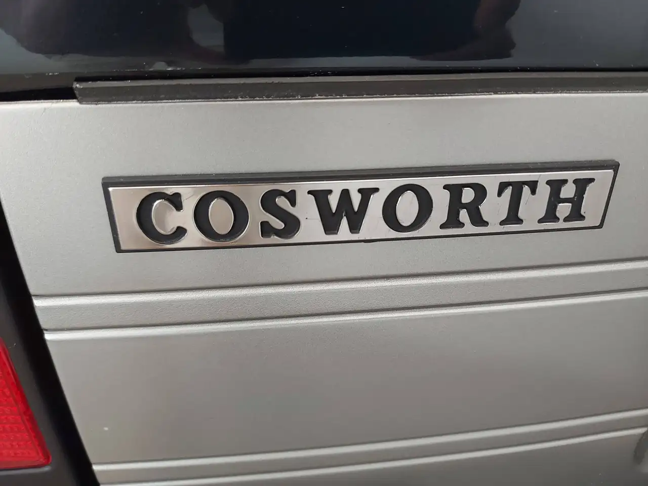Ford Scorpio COSWORTH 2.9i 24v Ghia, foto 4