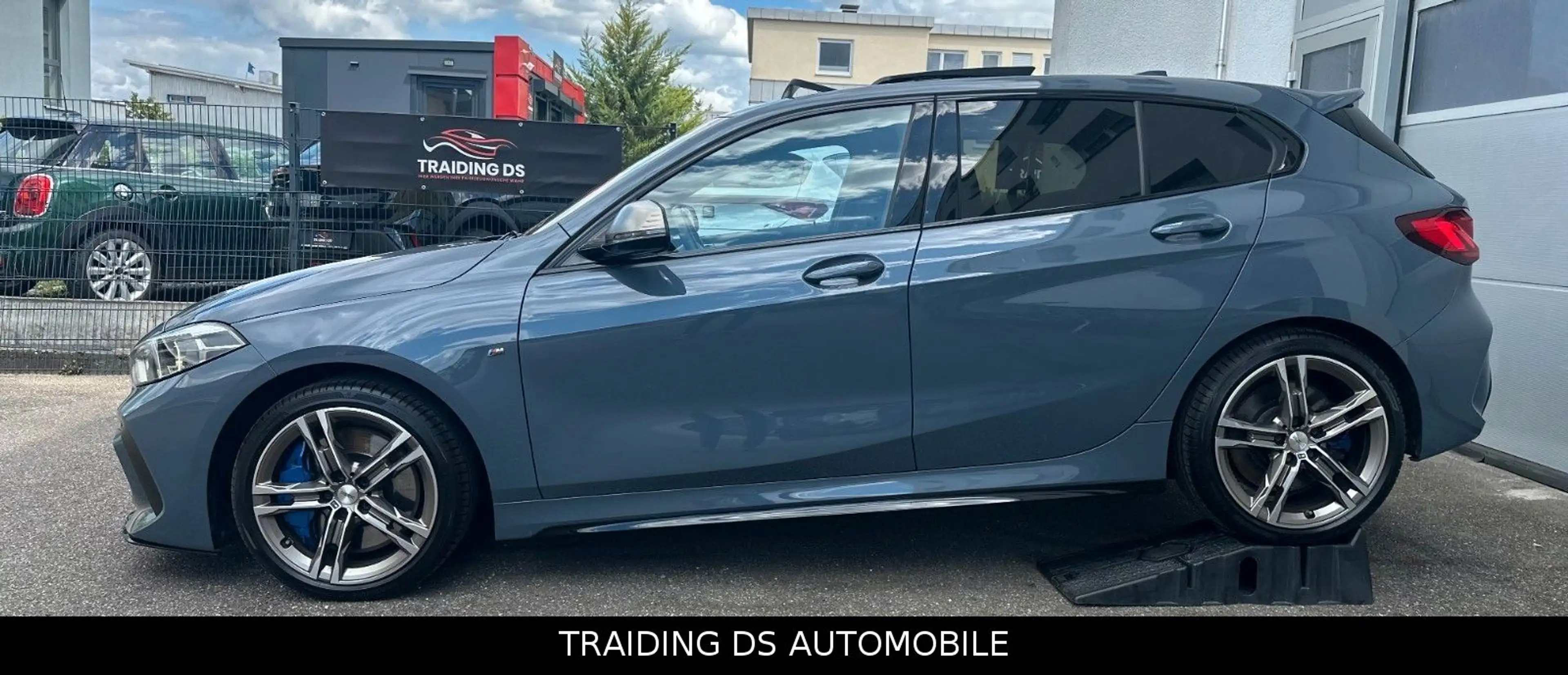 BMW 135 xDrive -Head UP- PANO- TOT. WINKEL-GARANTIE — photo 3