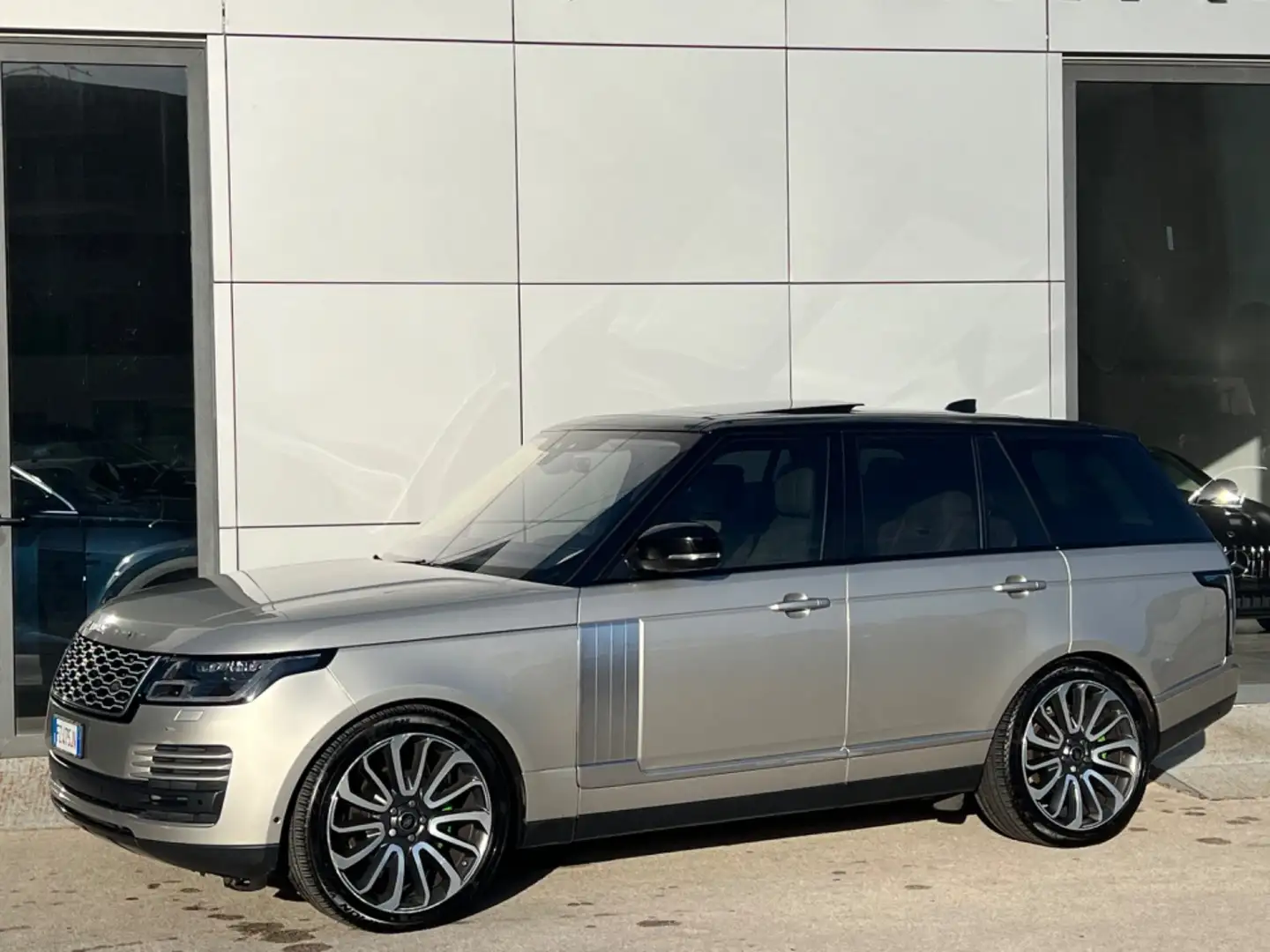 Land Rover Range Rover 3.0 sdV6 Vogue possibilità noleggio no scoring Argento - 2