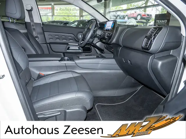 Citroen C5 Aircross view 2