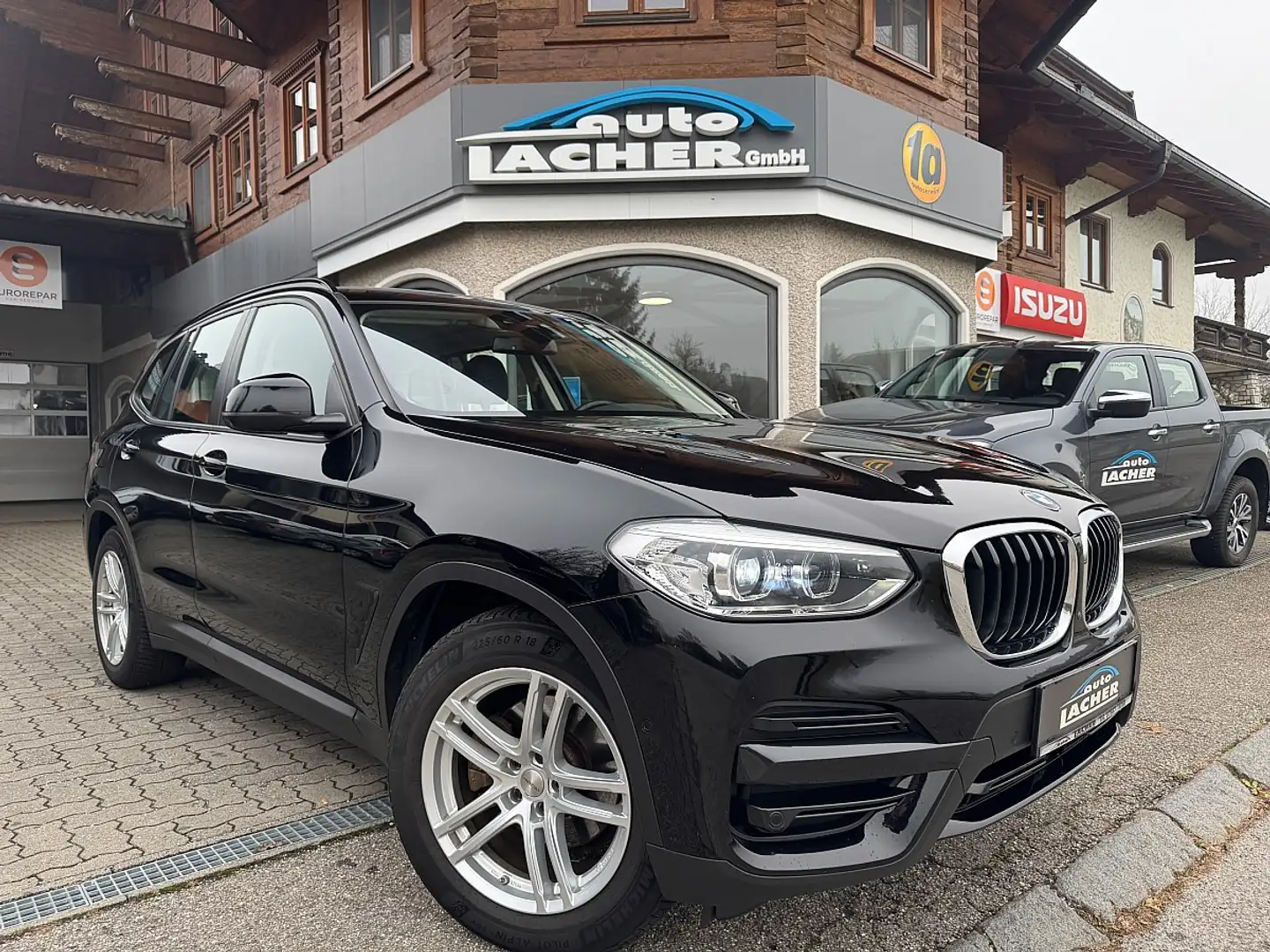 BMW X3 20dA X-Drive Automatik *LED*Radar*Live Cockpit*... Schwarz - 1