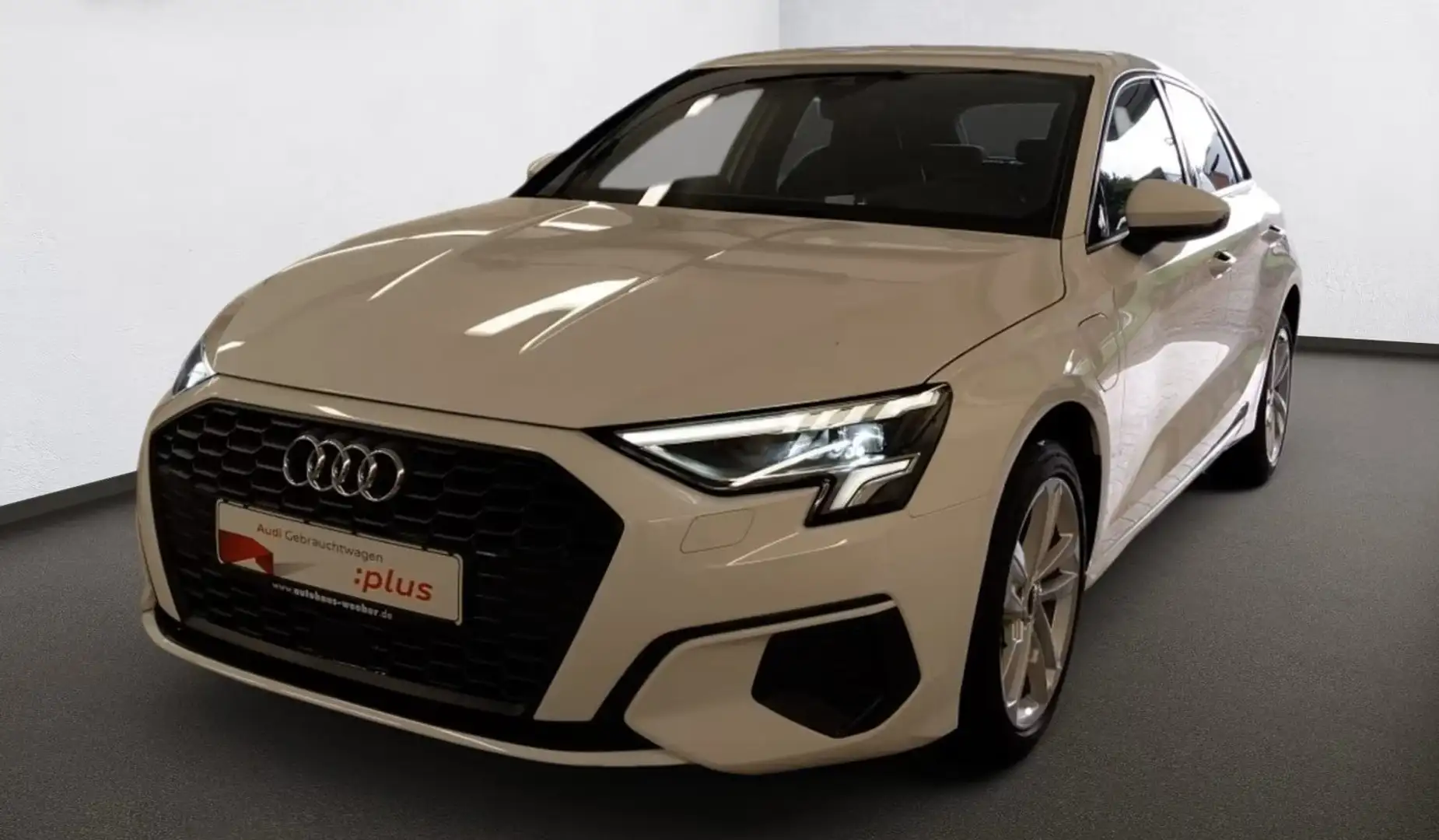 Audi A3 Sportback 40 1.4 tfsi e S-tronic 2022 204cv 17" Blanc - 1