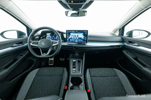 Volkswagen Golf view 5