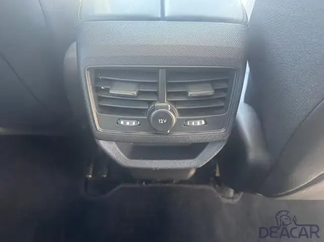 Peugeot 3008 view 13