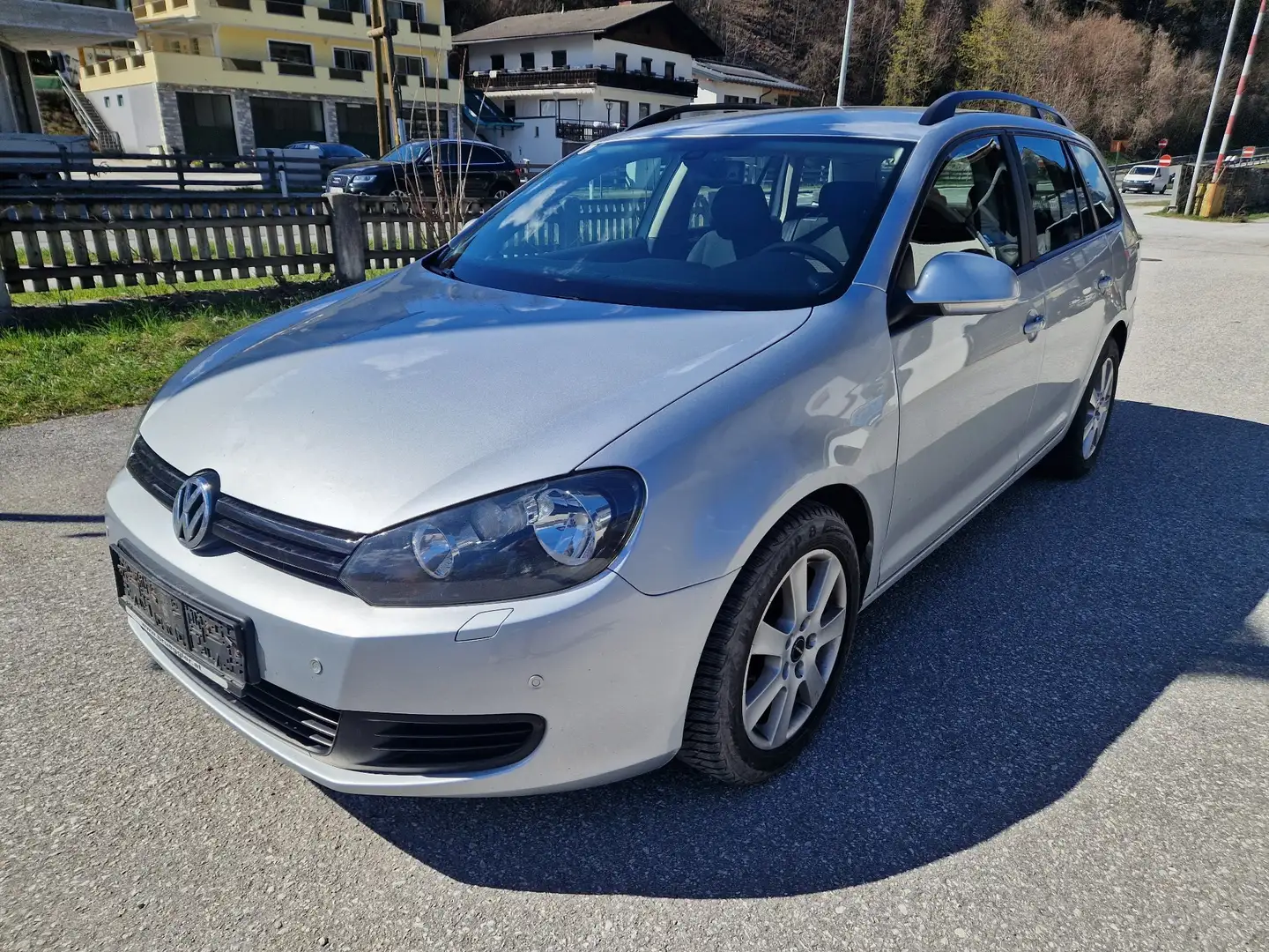 Volkswagen Golf Variant Trendline Grau - 1