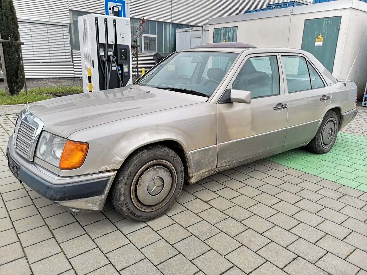 Mercedes-Benz 250