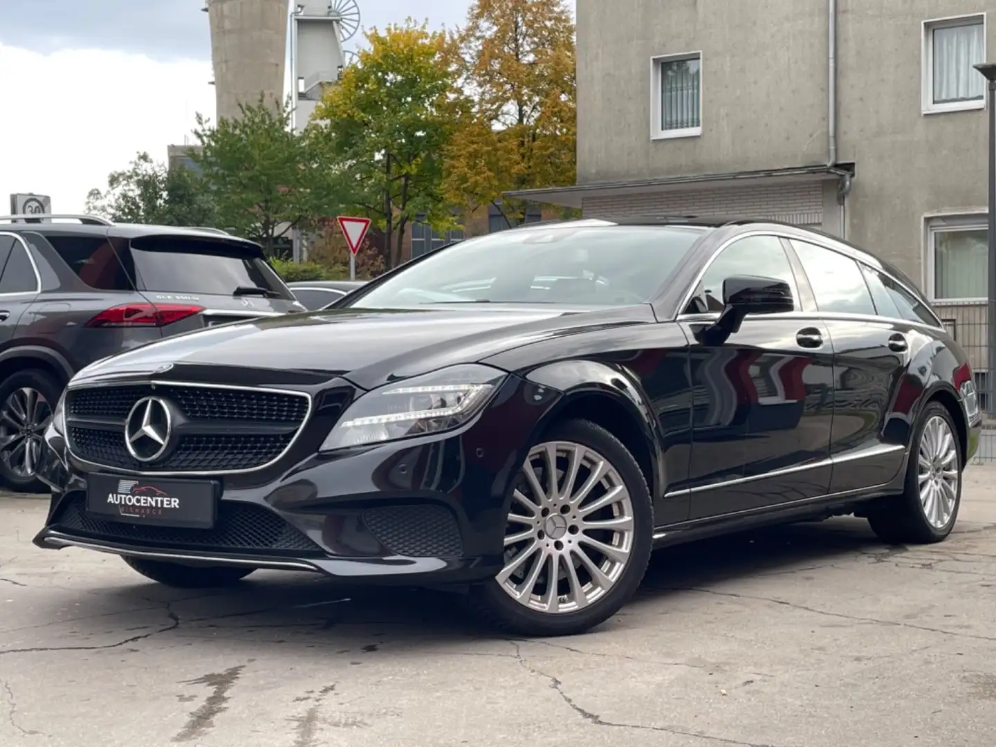 Mercedes-Benz CLS 400 CLS 400 4-MATIC Shooting Brake Zwart - 1