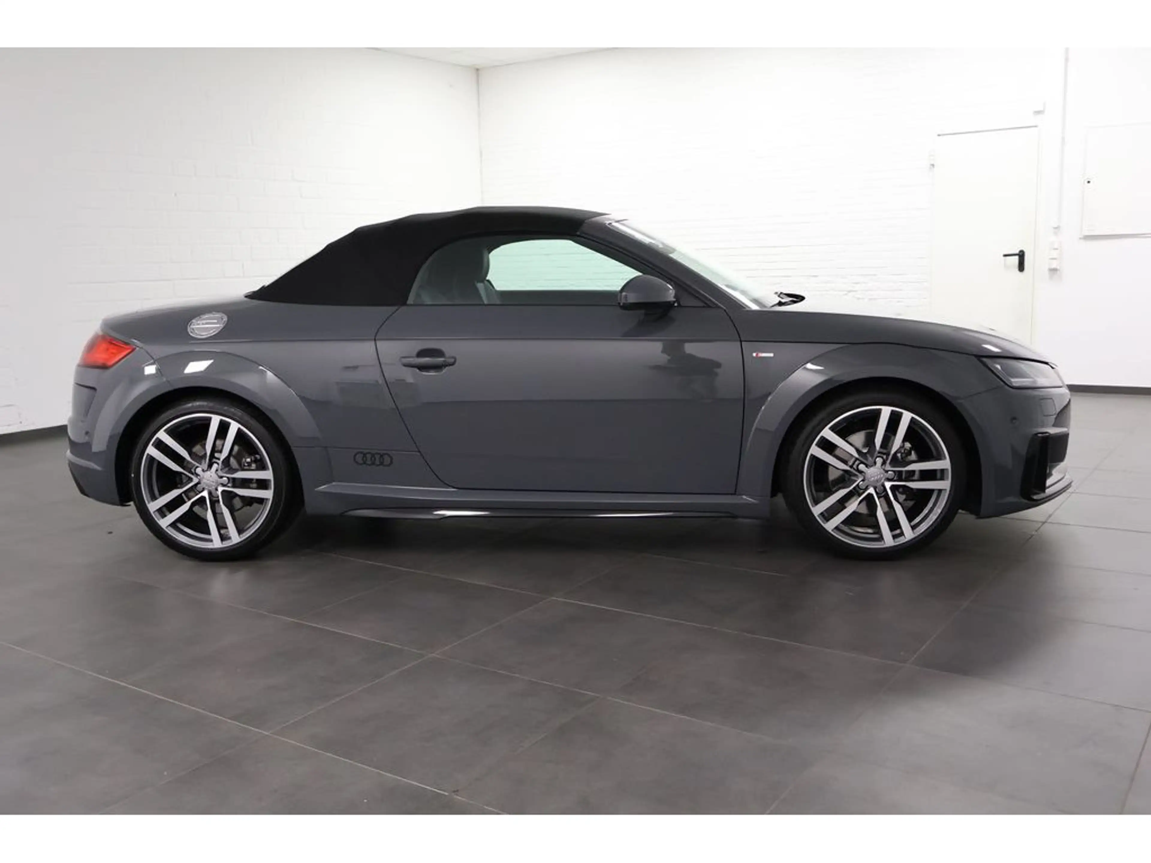 Audi TT Roadster 40 TFSI S line S-tronic,Navi,LED, — photo 5