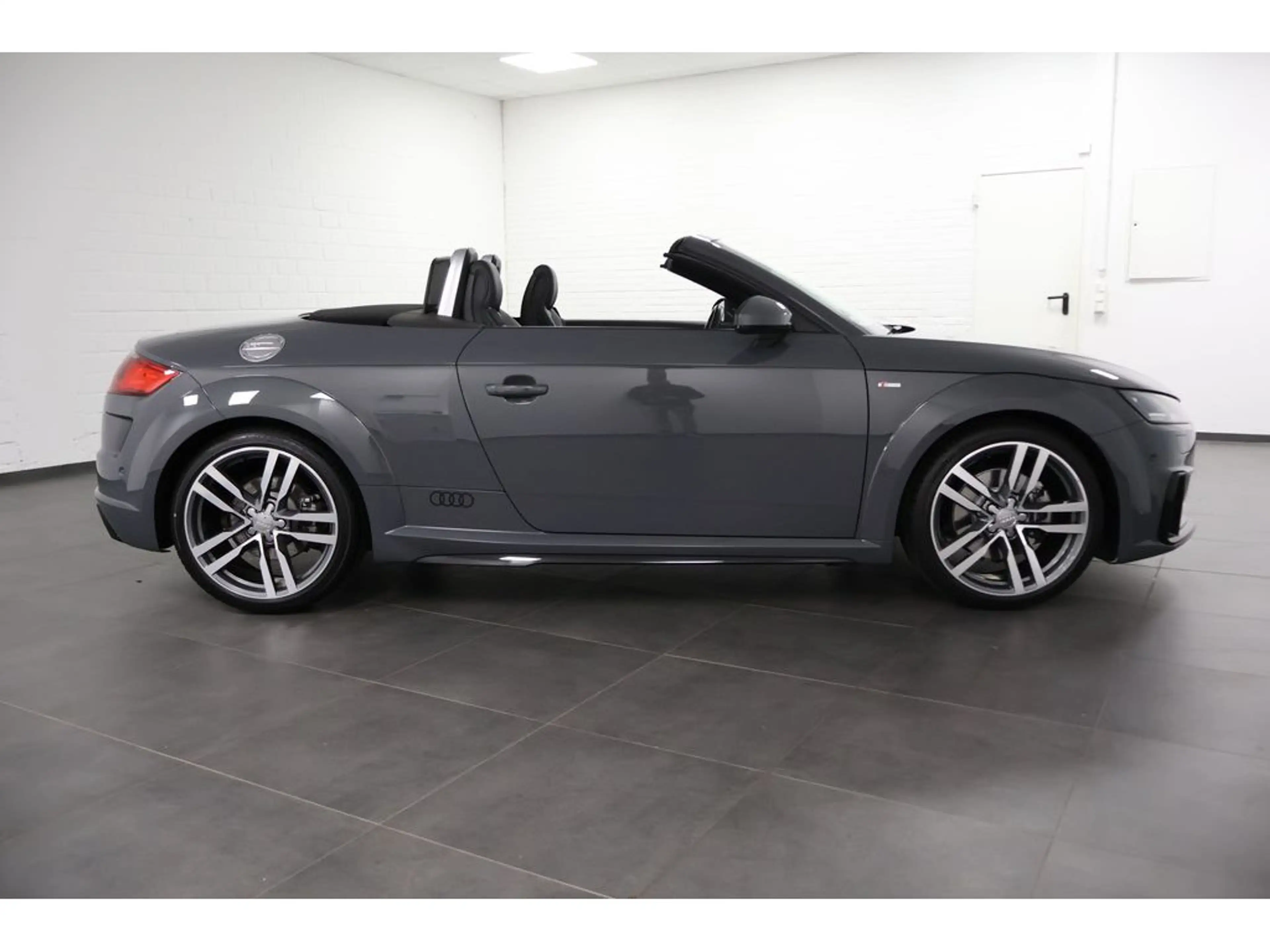 Audi TT Roadster 40 TFSI S line S-tronic,Navi,LED, — photo 6