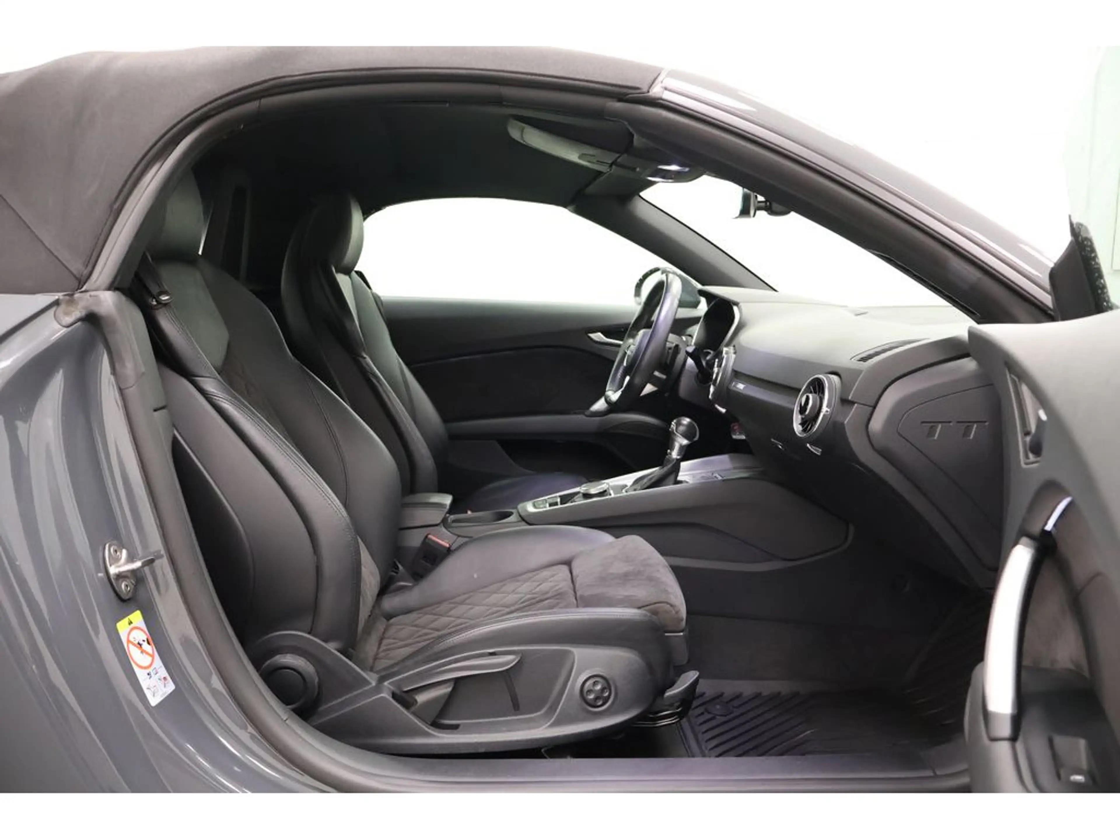 Audi TT Roadster 40 TFSI S line S-tronic,Navi,LED, — photo 23