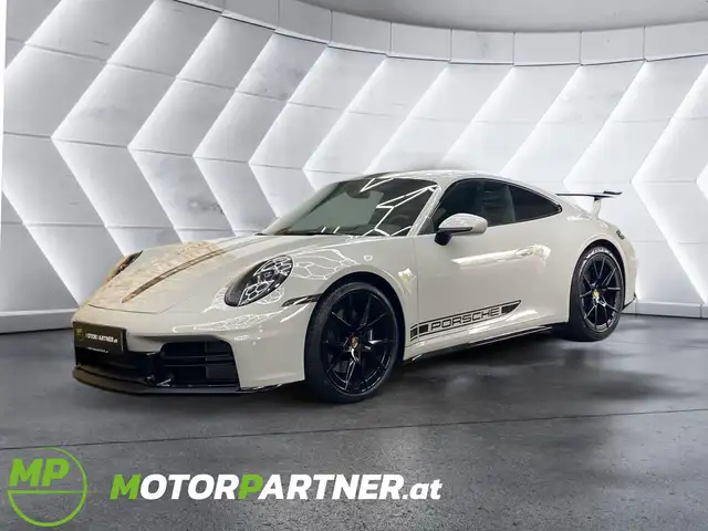 Porsche 911 Carrera 992.2 **Aero-Kit** Kreide