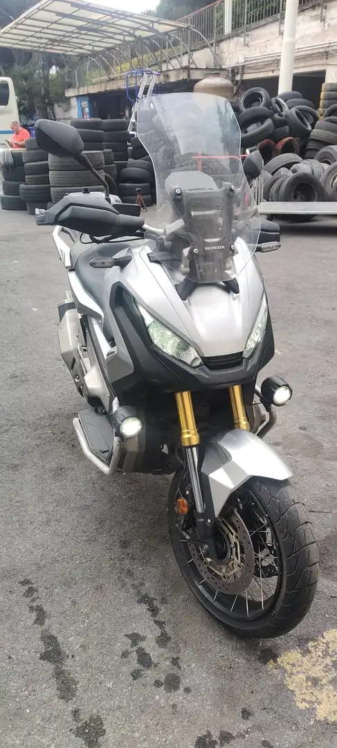 Honda X-ADV Argento - 1