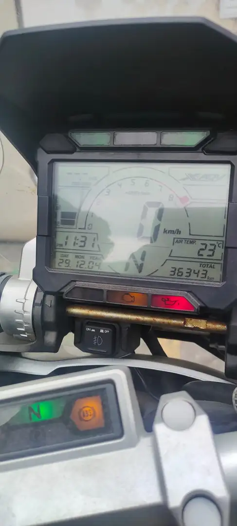 Honda X-ADV Argento - 2