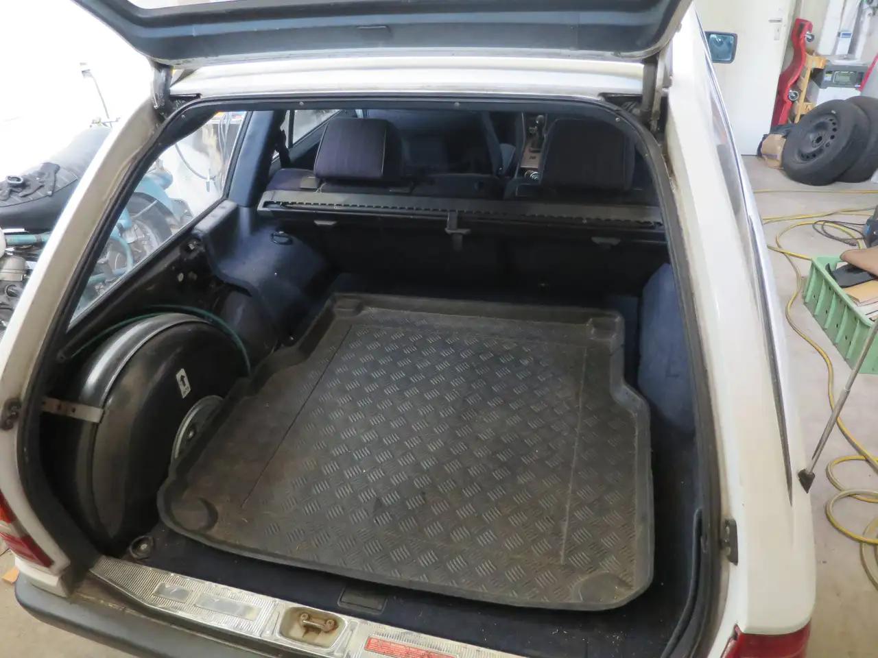 Mercedes-Benz E 230 230 TE, foto 4