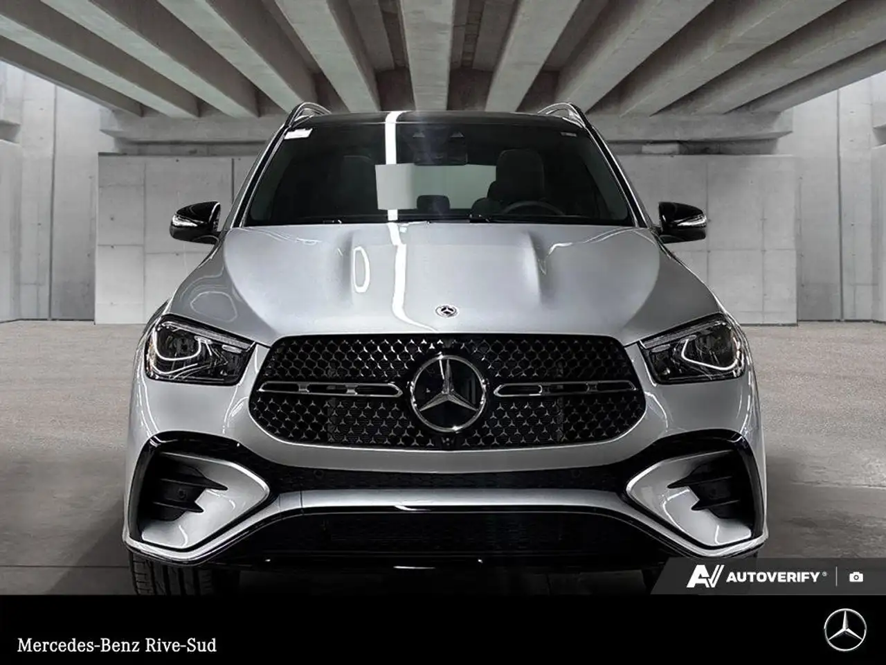 Mercedes-Benz GLE снимка Mercedes-Benz GLE