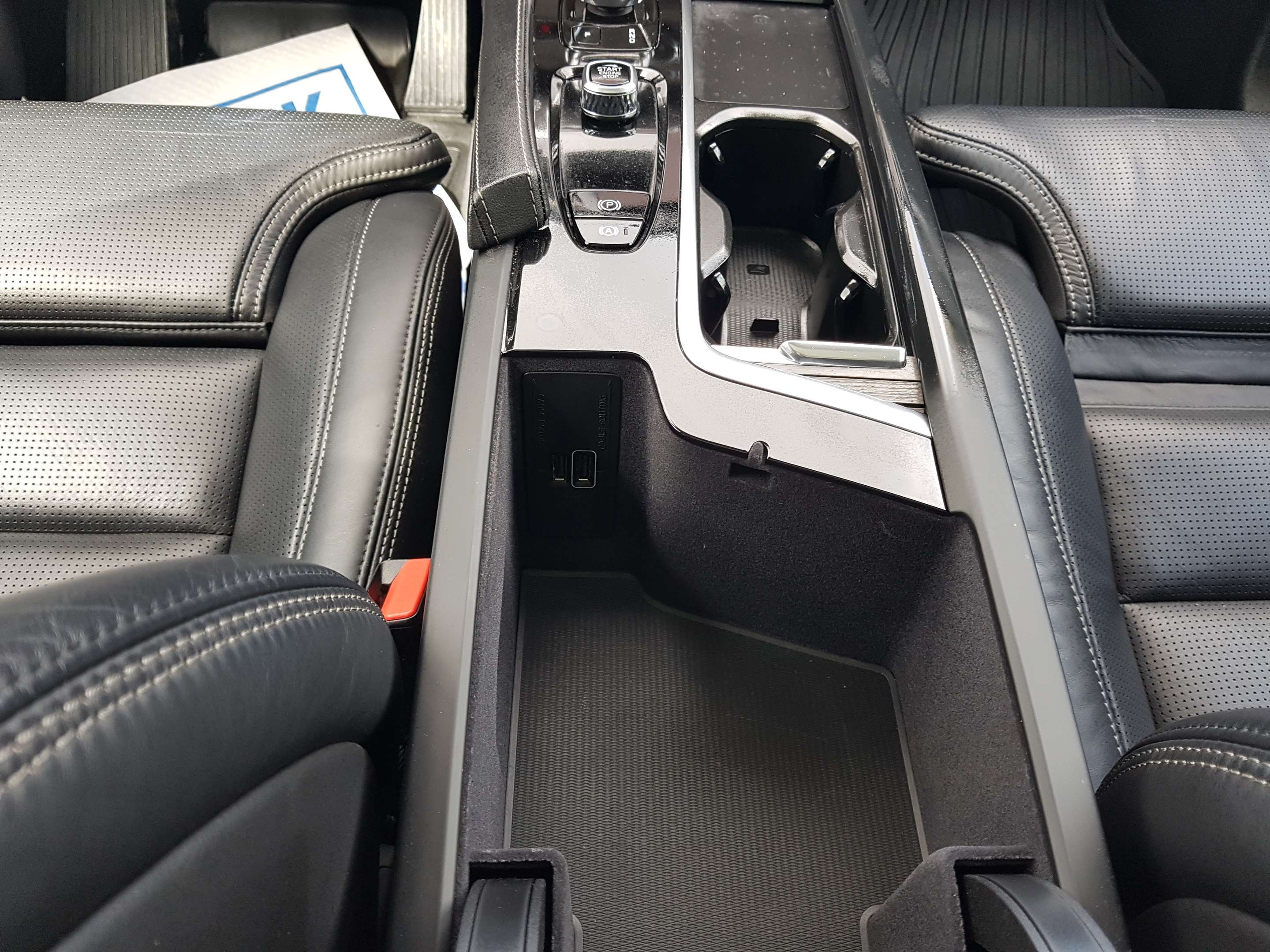 2022 Volvo XC90 Recharge Inscription Extended Range thumb 30