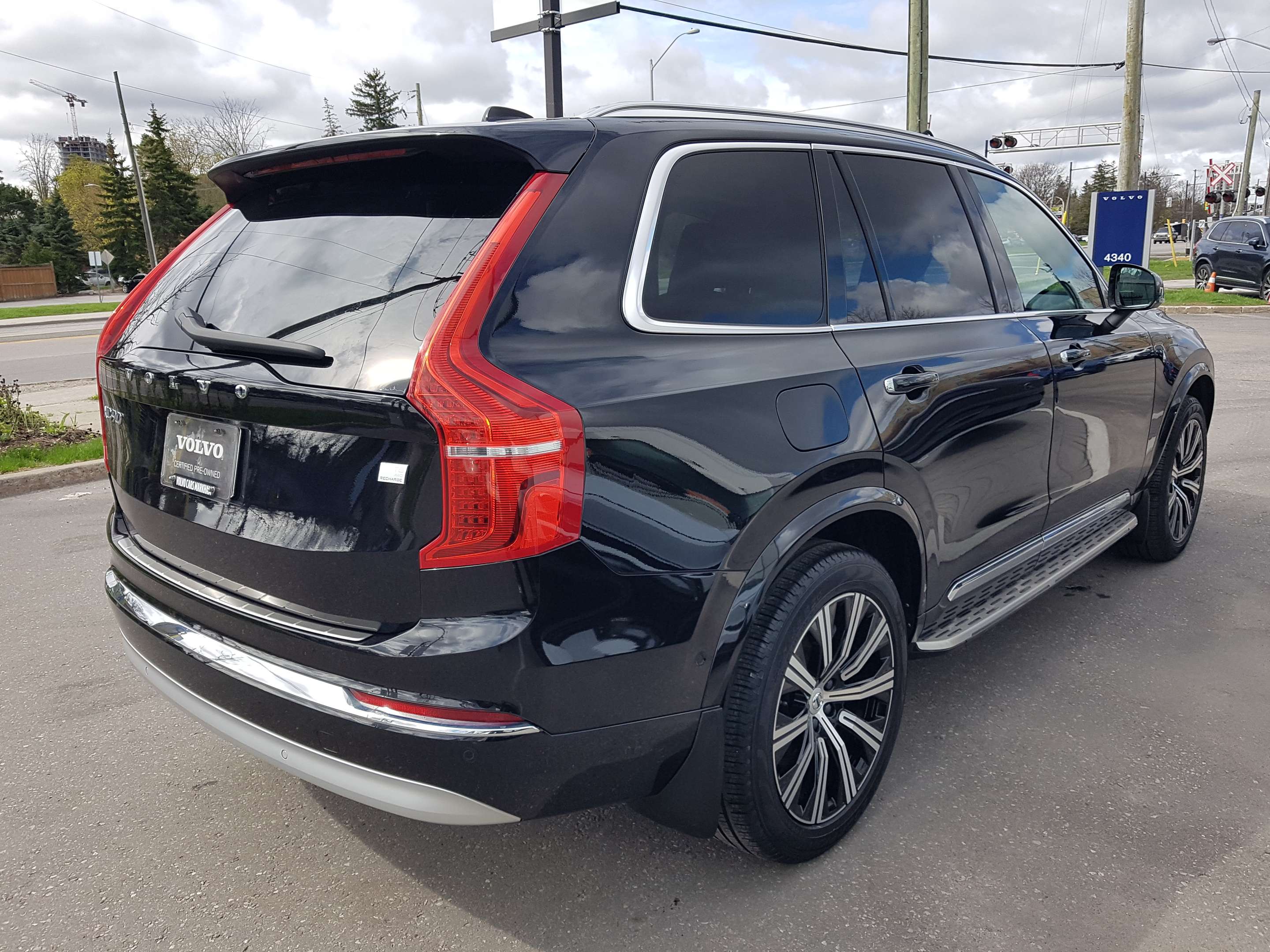 2022 Volvo XC90 Recharge Inscription Extended Range thumb 6