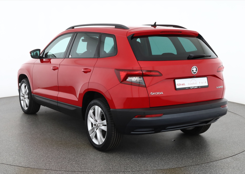 Skoda Karoq 1.5 TSI Style LED Navi Sitzheizung Kamera — photo 3