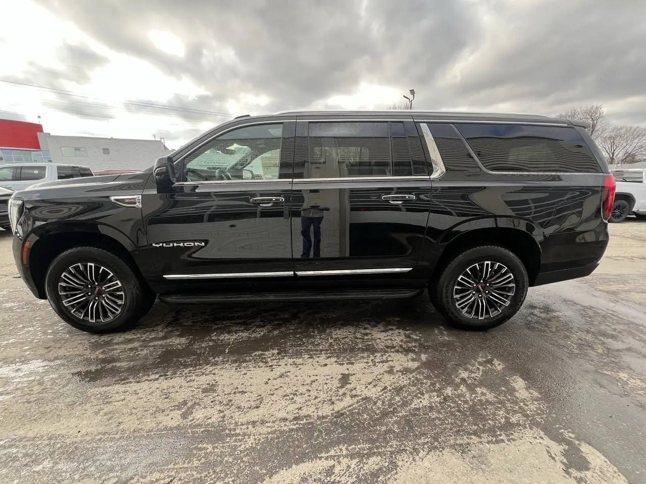 GMC Yukon снимка GMC Yukon