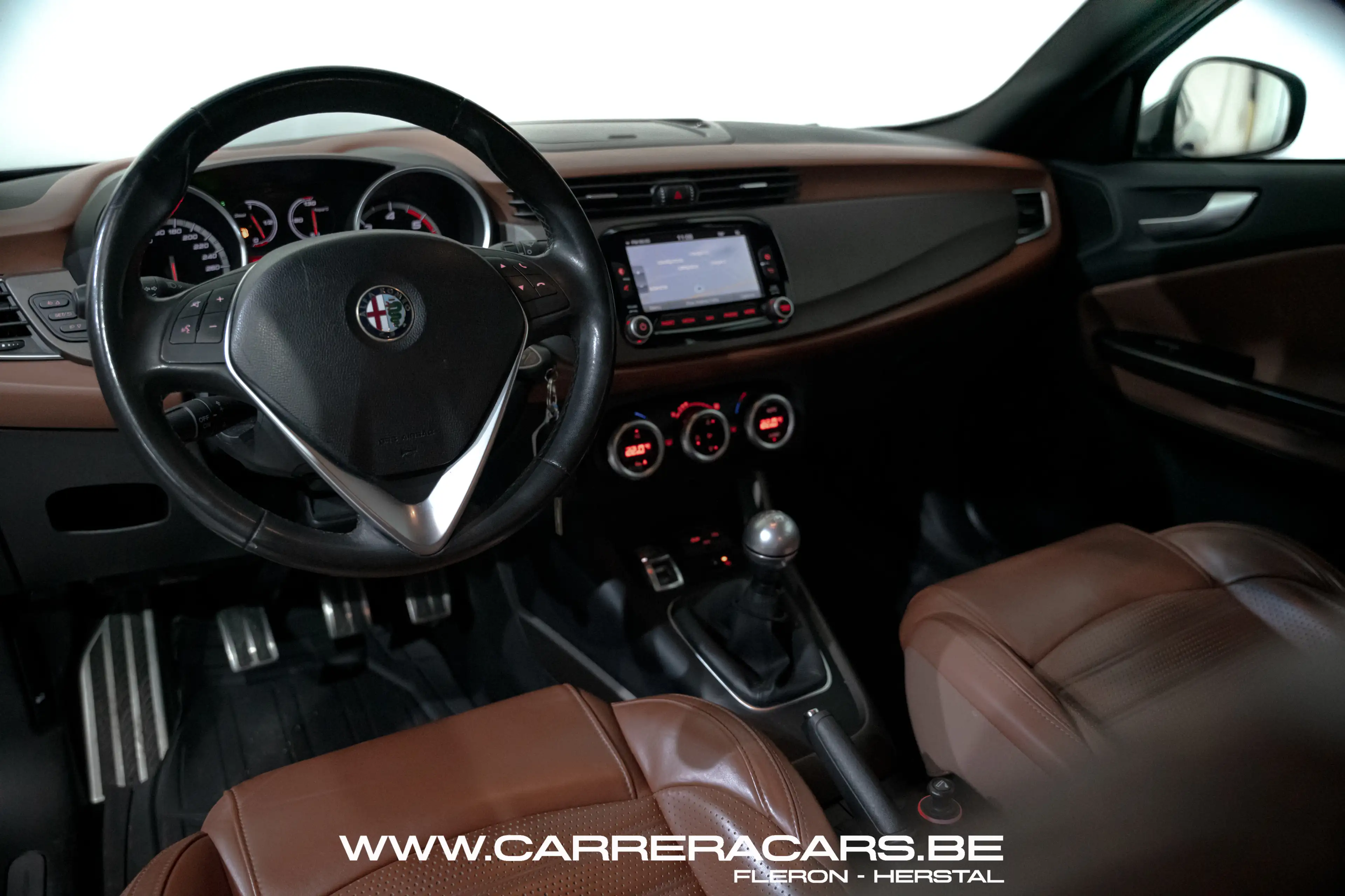 Alfa Romeo Giulietta 1.6JTDm Progression*|PDC*CUIR*NAVI*CRUISE*GARANTIE — photo 8