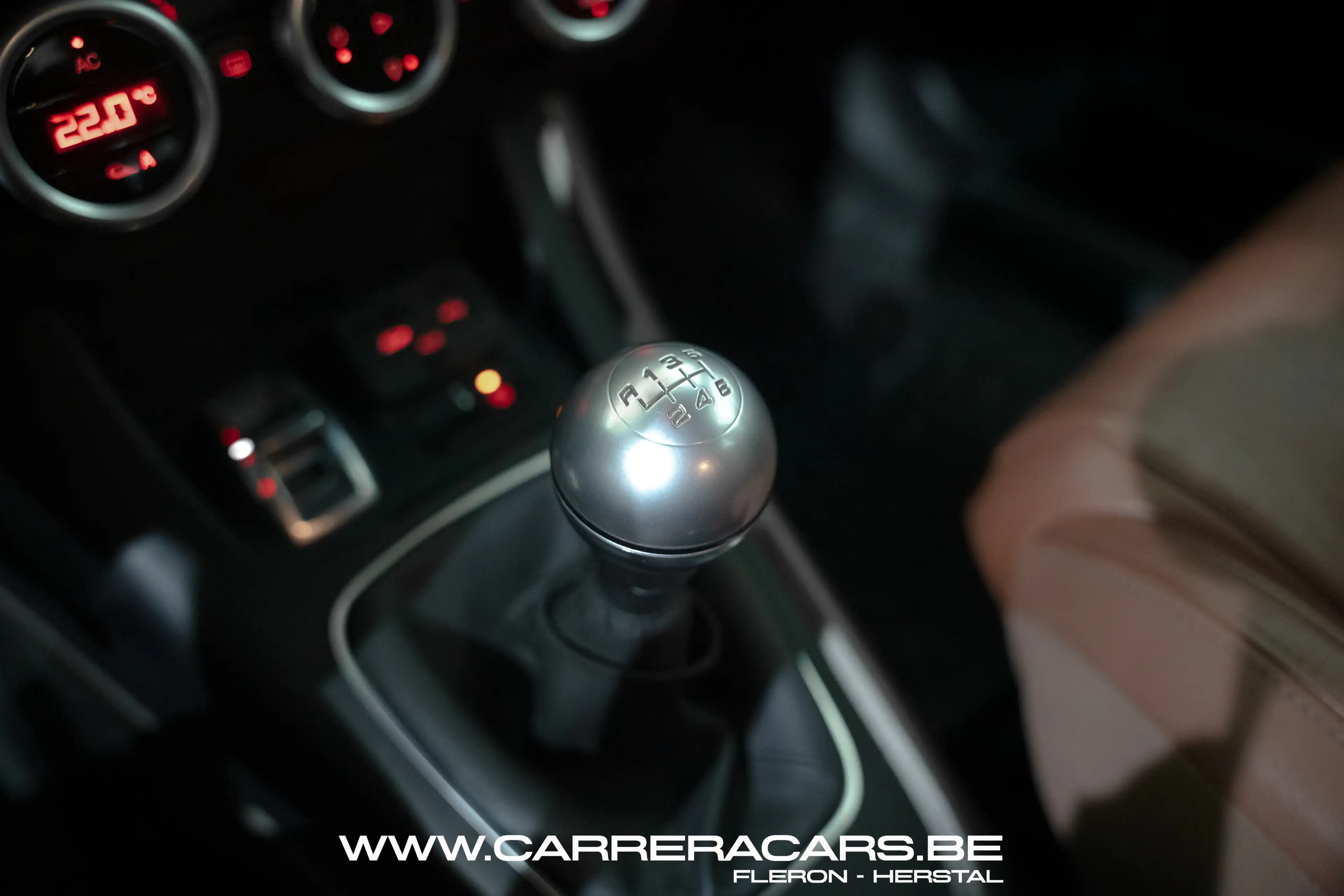 Alfa Romeo Giulietta 1.6JTDm Progression*|PDC*CUIR*NAVI*CRUISE*GARANTIE — photo 13