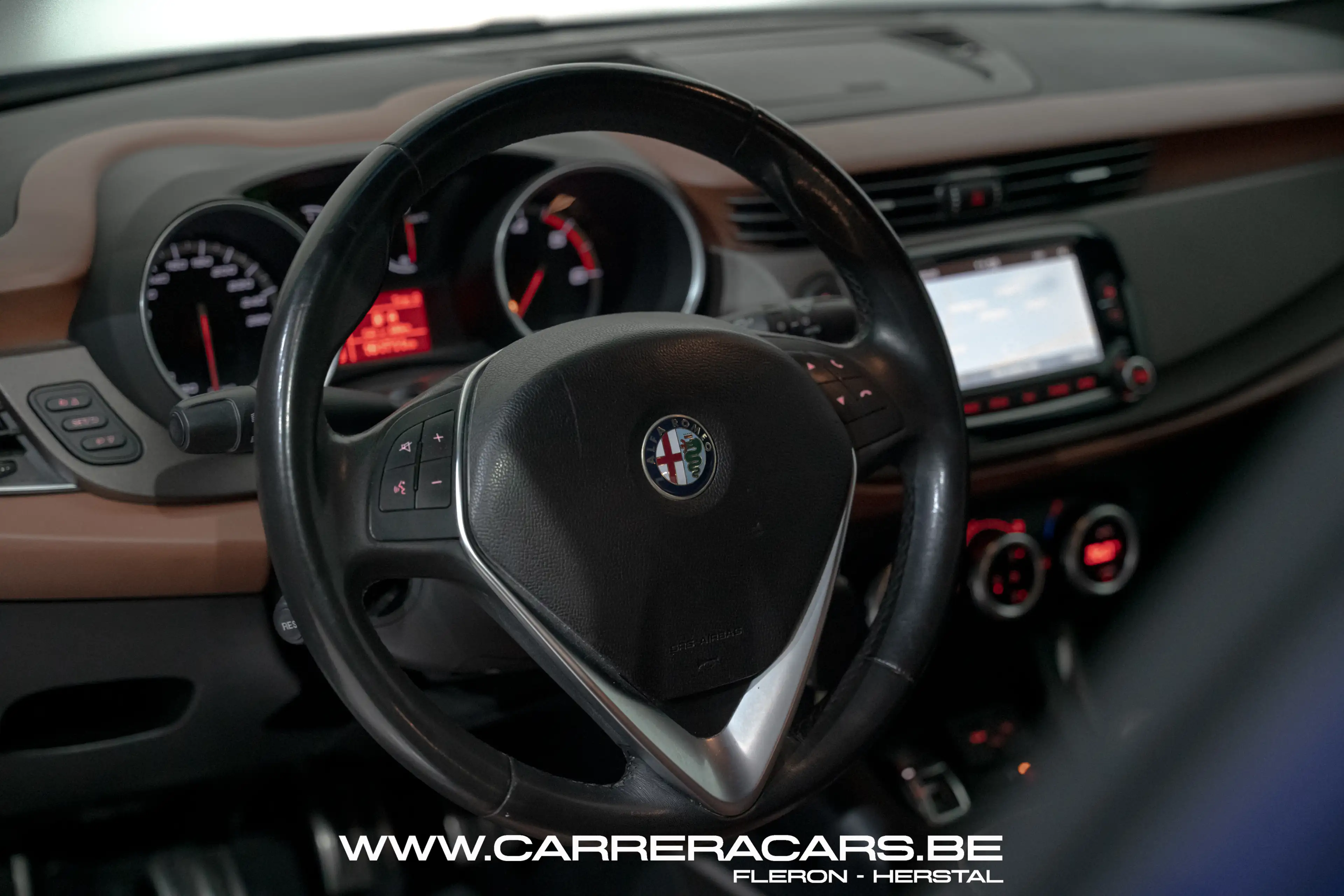 Alfa Romeo Giulietta 1.6JTDm Progression*|PDC*CUIR*NAVI*CRUISE*GARANTIE — photo 14