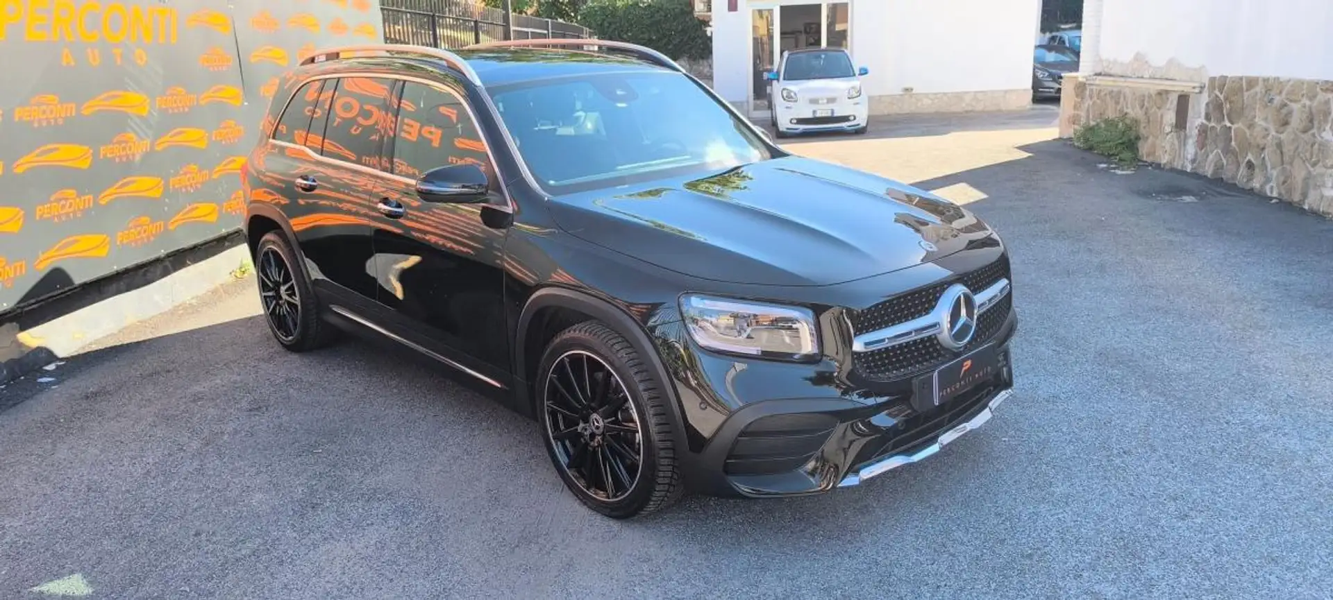 Mercedes-Benz GLB 220 220D 4MATIC AMG PLUS 7 POSTI LUCI MBUX CAMERA PANO Nero - 1