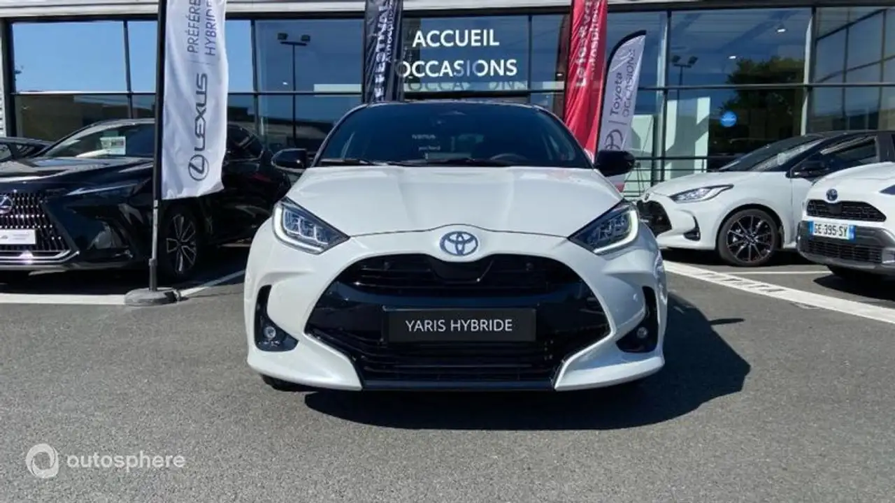 Toyota Yaris Yaris — photo 2