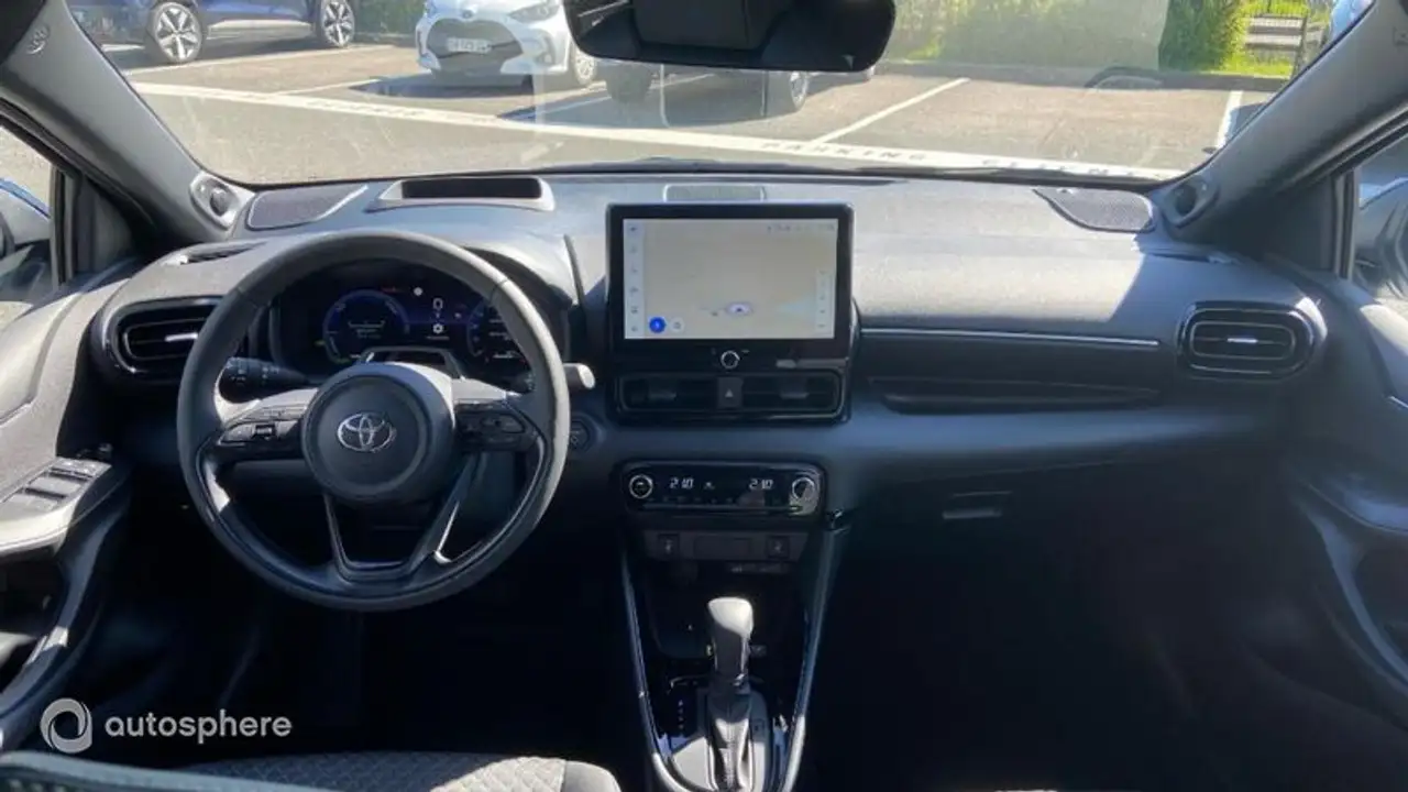 Toyota Yaris Yaris — photo 11