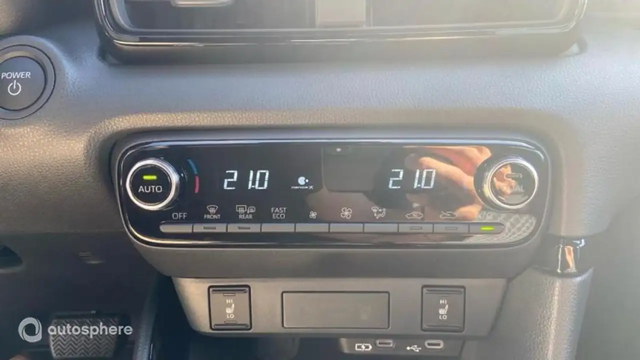 Toyota Yaris Yaris — photo 19