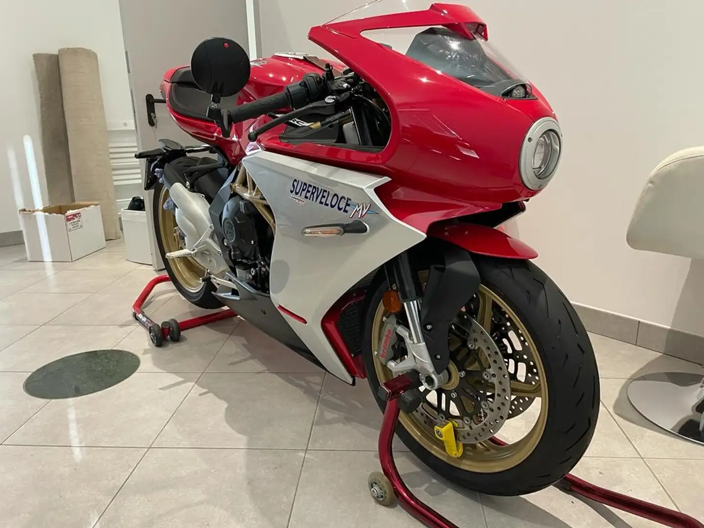 MV Agusta Superveloce 800 - 1