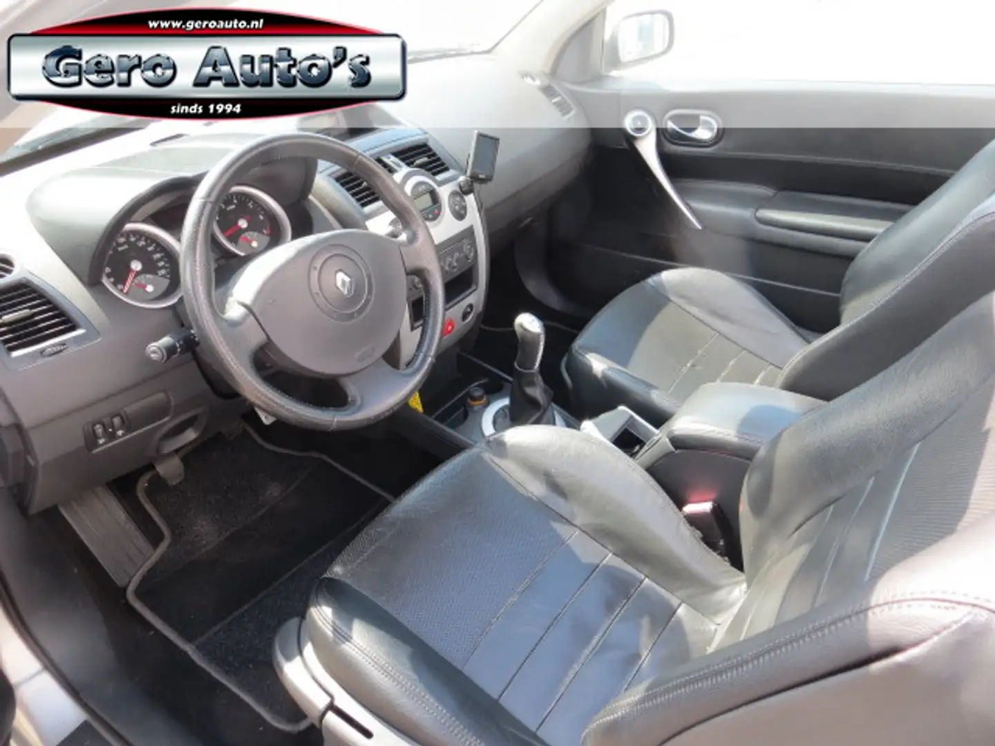 Renault Megane Coupé-Cabriolet 1.6-16V Privilège Luxe inruilkoopj Grijs - 2