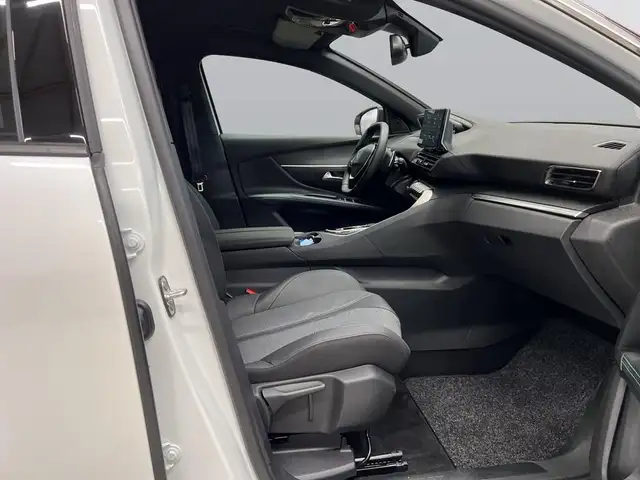 Peugeot 5008 view 11