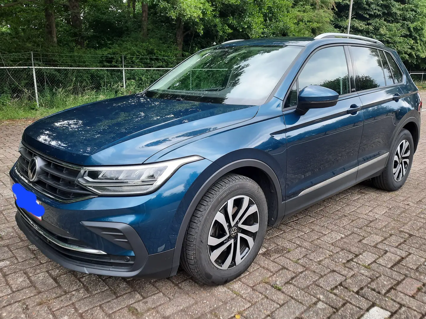 Volkswagen Tiguan Tiguan 2.0 TDI SCR ACTIVE Bleu - 2