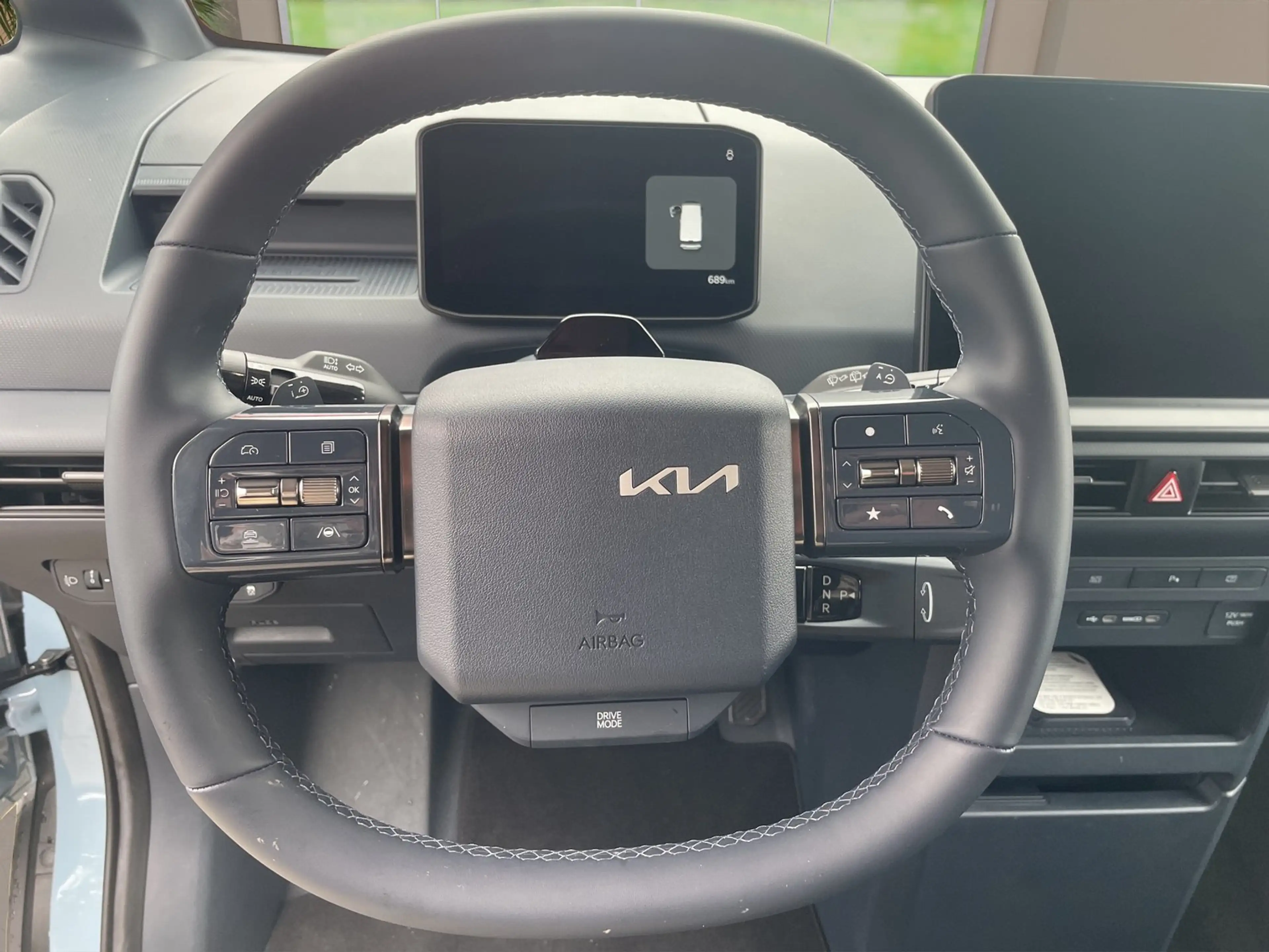 Kia PV5 Passenger 71,2 kWh Elite WP LM — photo 10