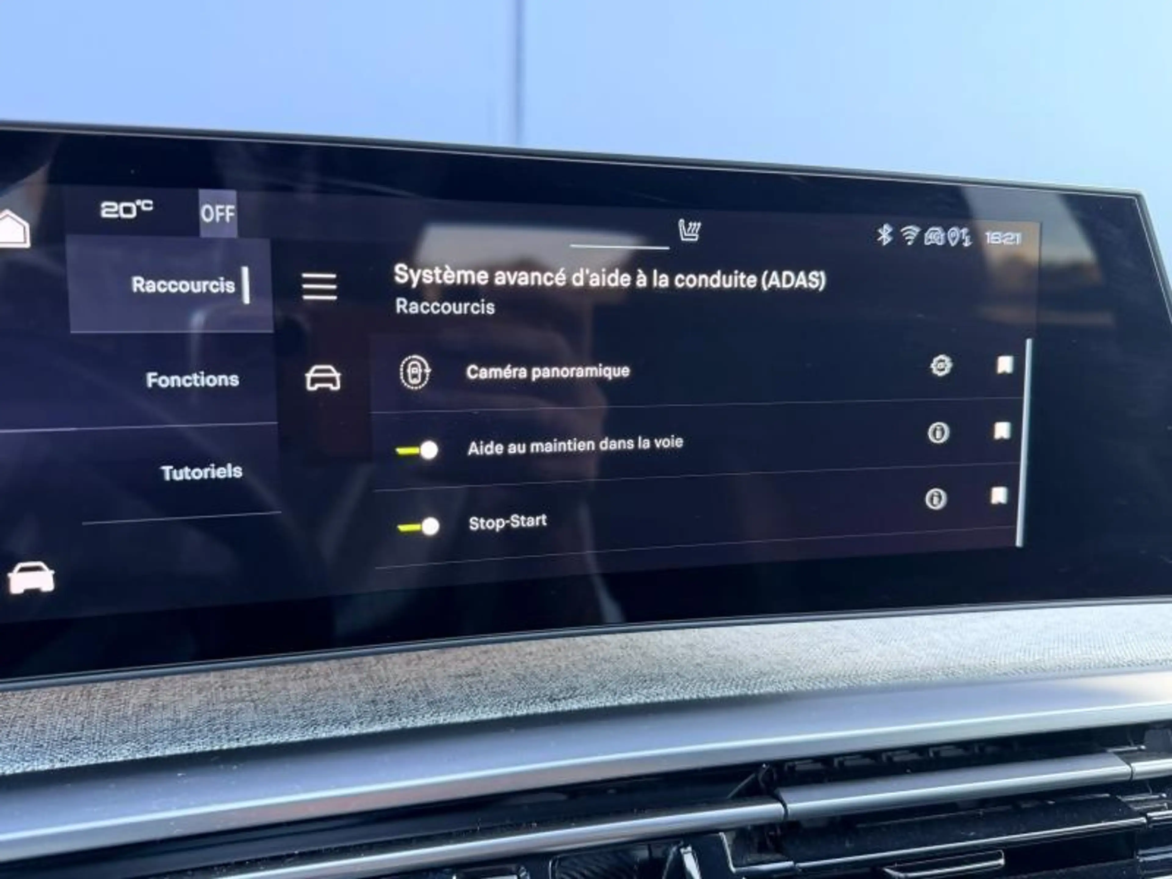 Peugeot 3008 GT / MHEV / E-DSC6 / 136ch — photo 12