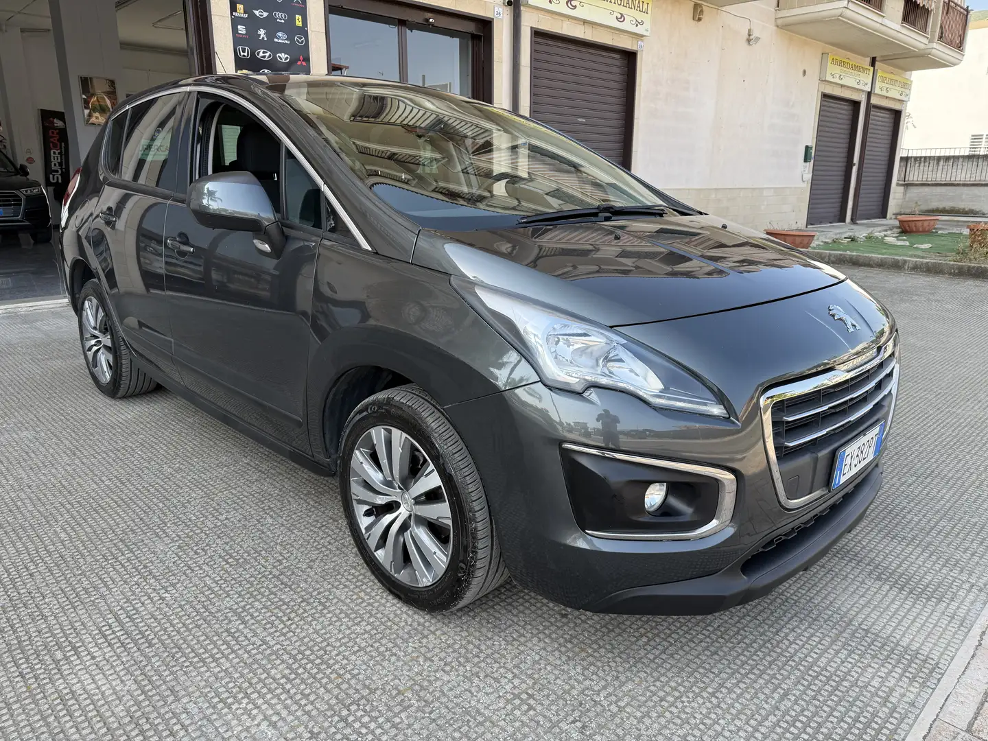Peugeot 3008 1.6 hdi 8v Business 112cv robot - 2