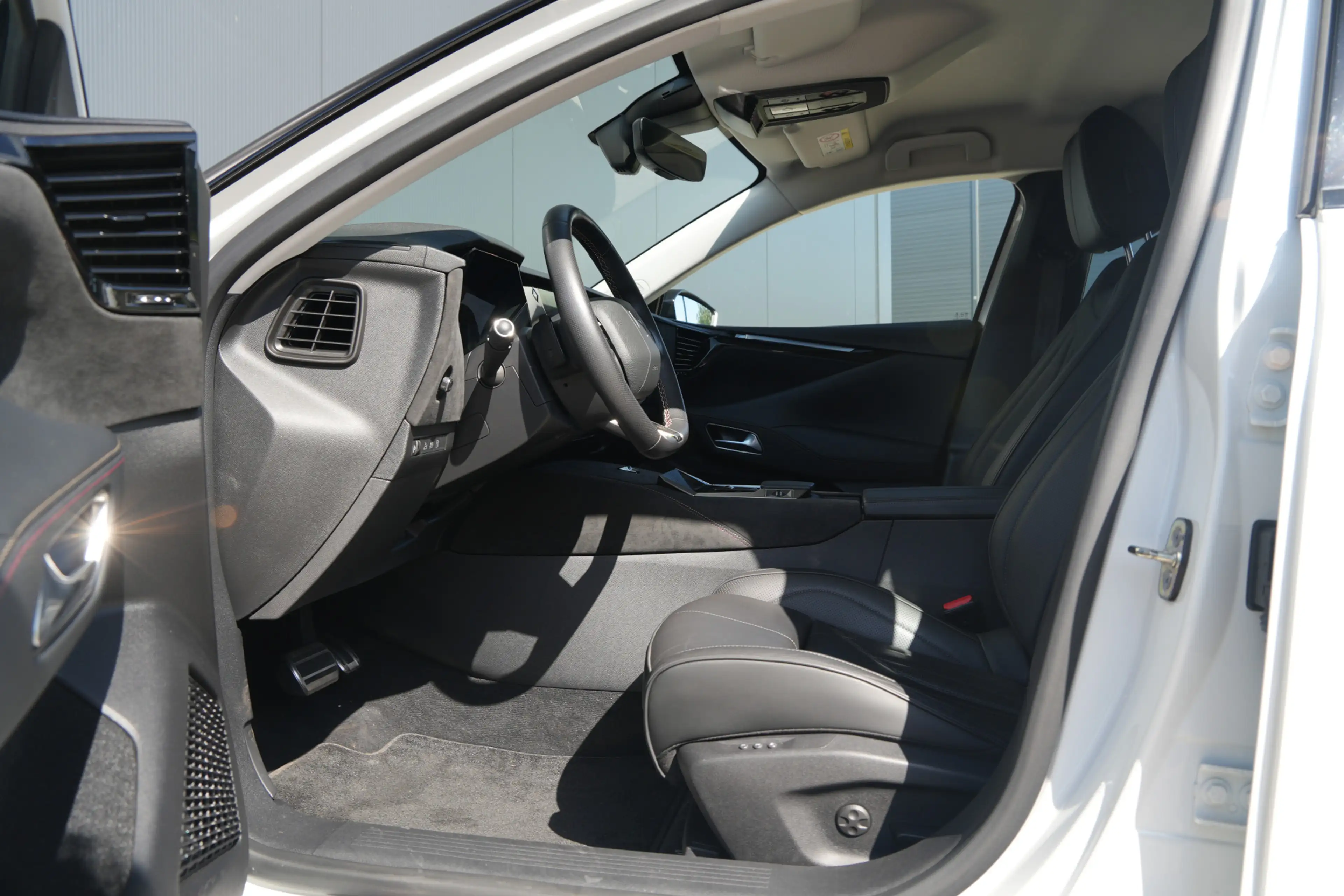 DS Automobiles DS 4 E-Tense Bastille+ Stoelverwarming/Koeling - Massag — photo 11