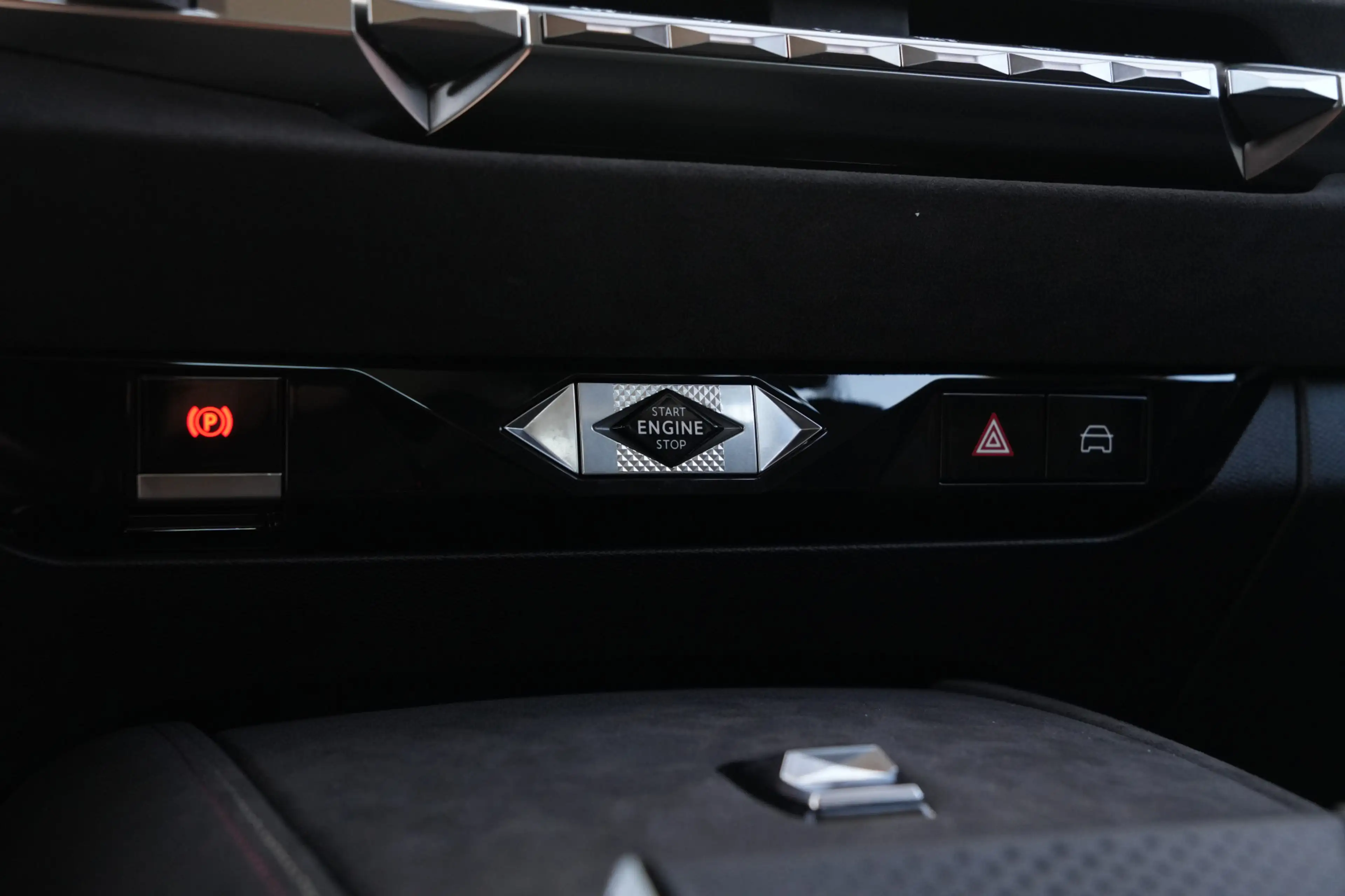 DS Automobiles DS 4 E-Tense Bastille+ Stoelverwarming/Koeling - Massag — photo 47