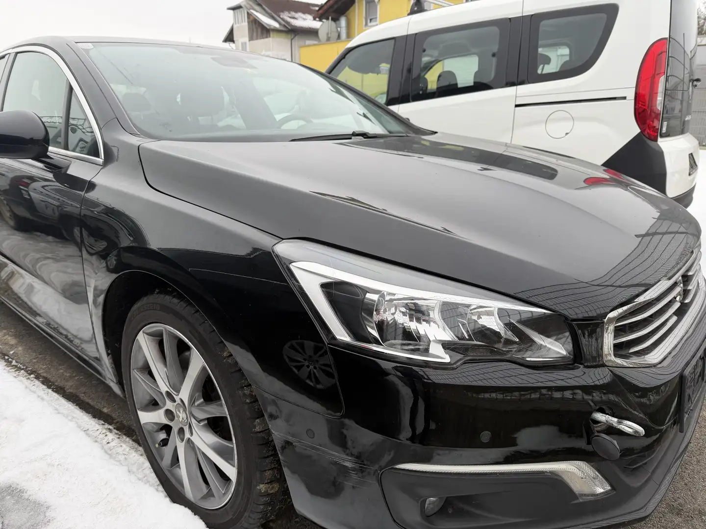 Peugeot 508 Allure Schwarz - 2