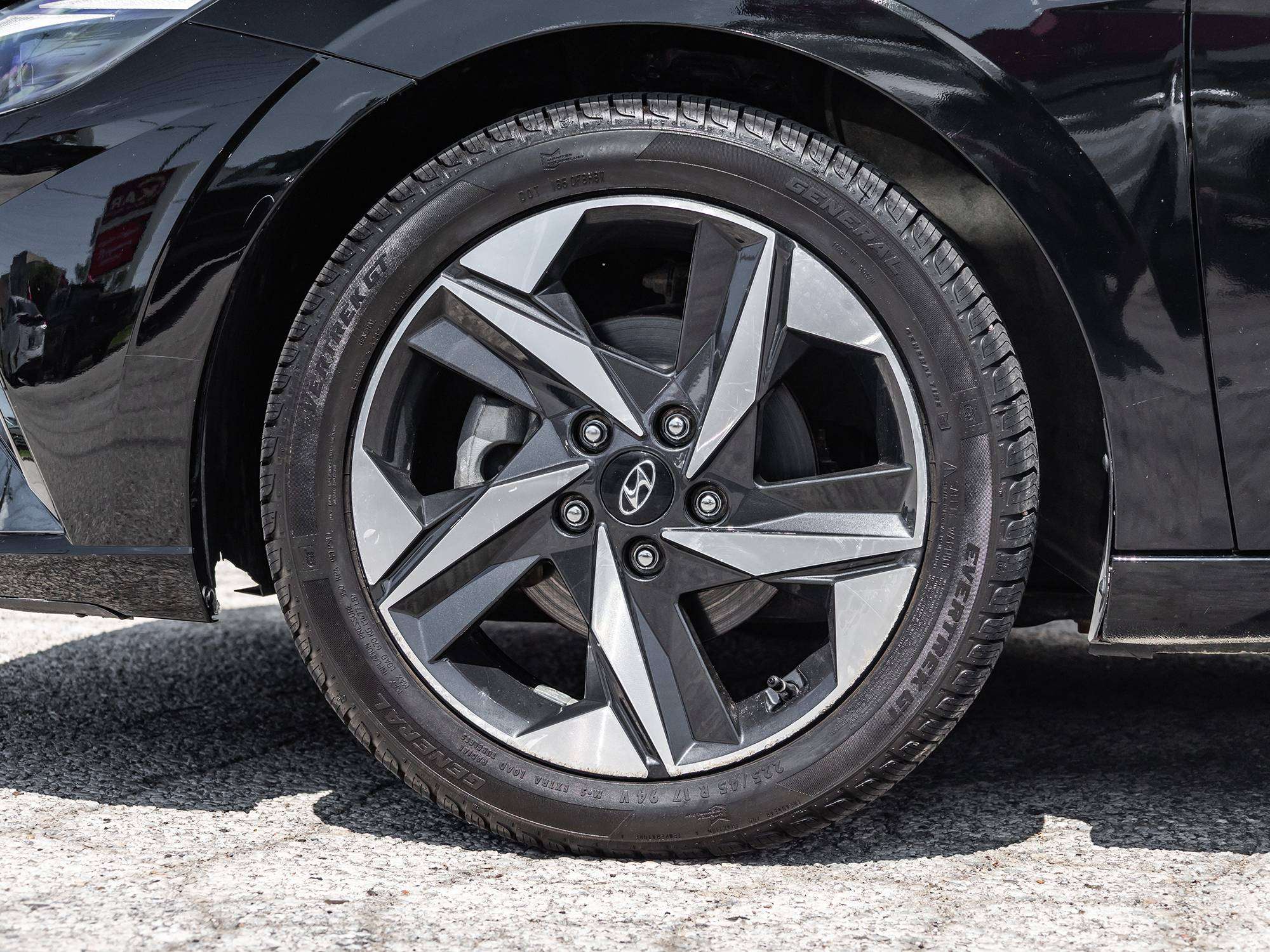 2023 Hyundai Elantra Hybrid Luxury — снимка 1