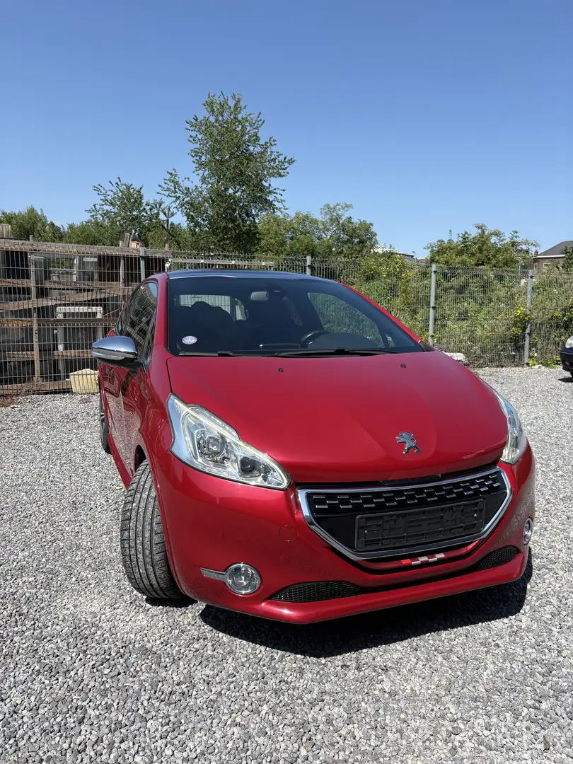 Peugeot 208 1.6i GTi - 2