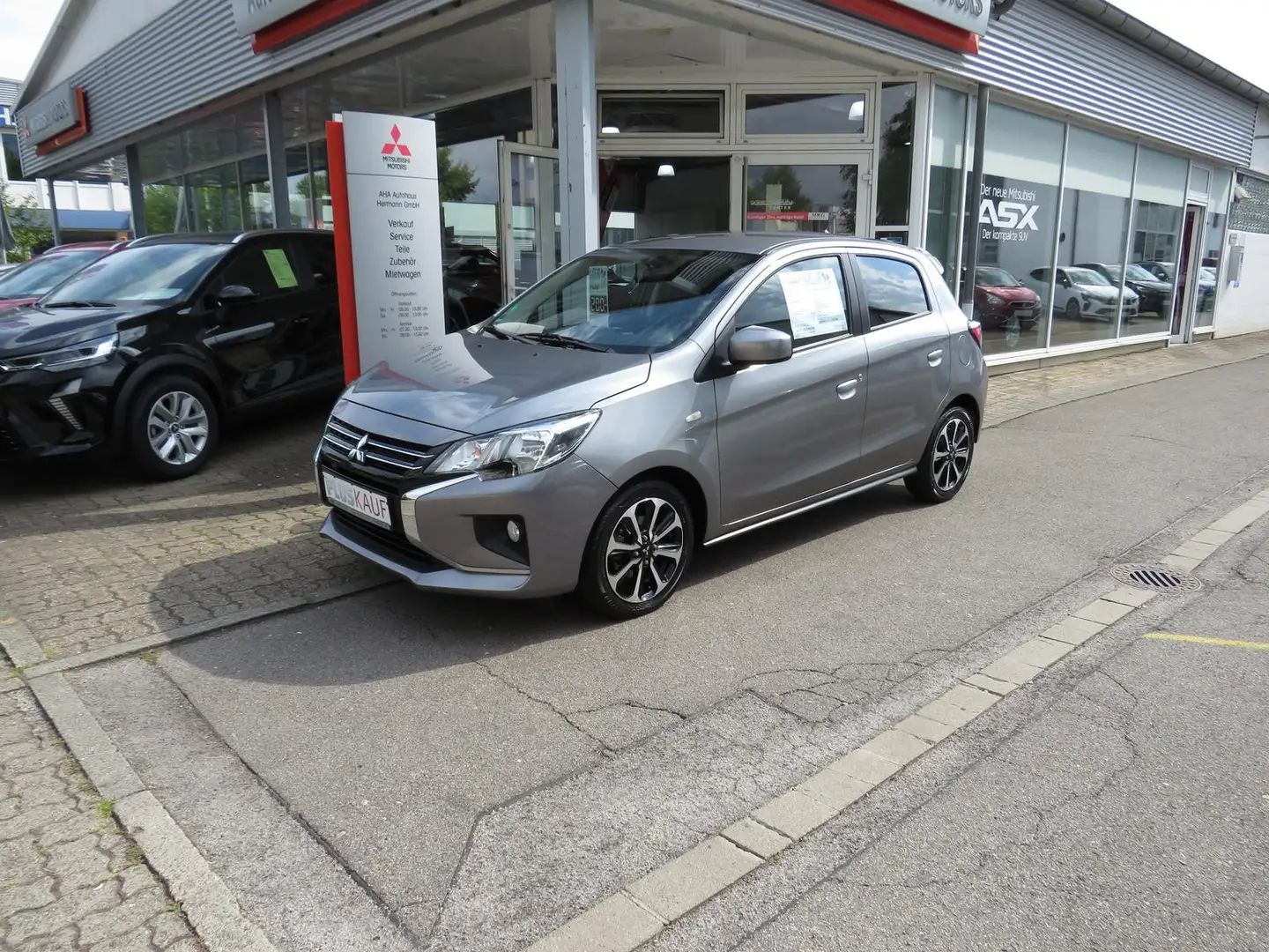 Mitsubishi Space Star Select+ Automatik Gris - 1