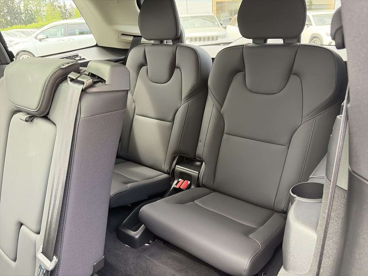 2026 Volvo XC90 Plus Dark Theme Incoming Unit ETA end of April | H thumb 31