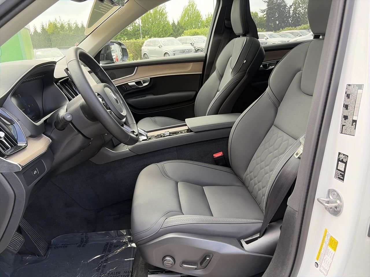 2026 Volvo XC90 Plus Dark Theme Incoming Unit ETA end of April | H thumb 19