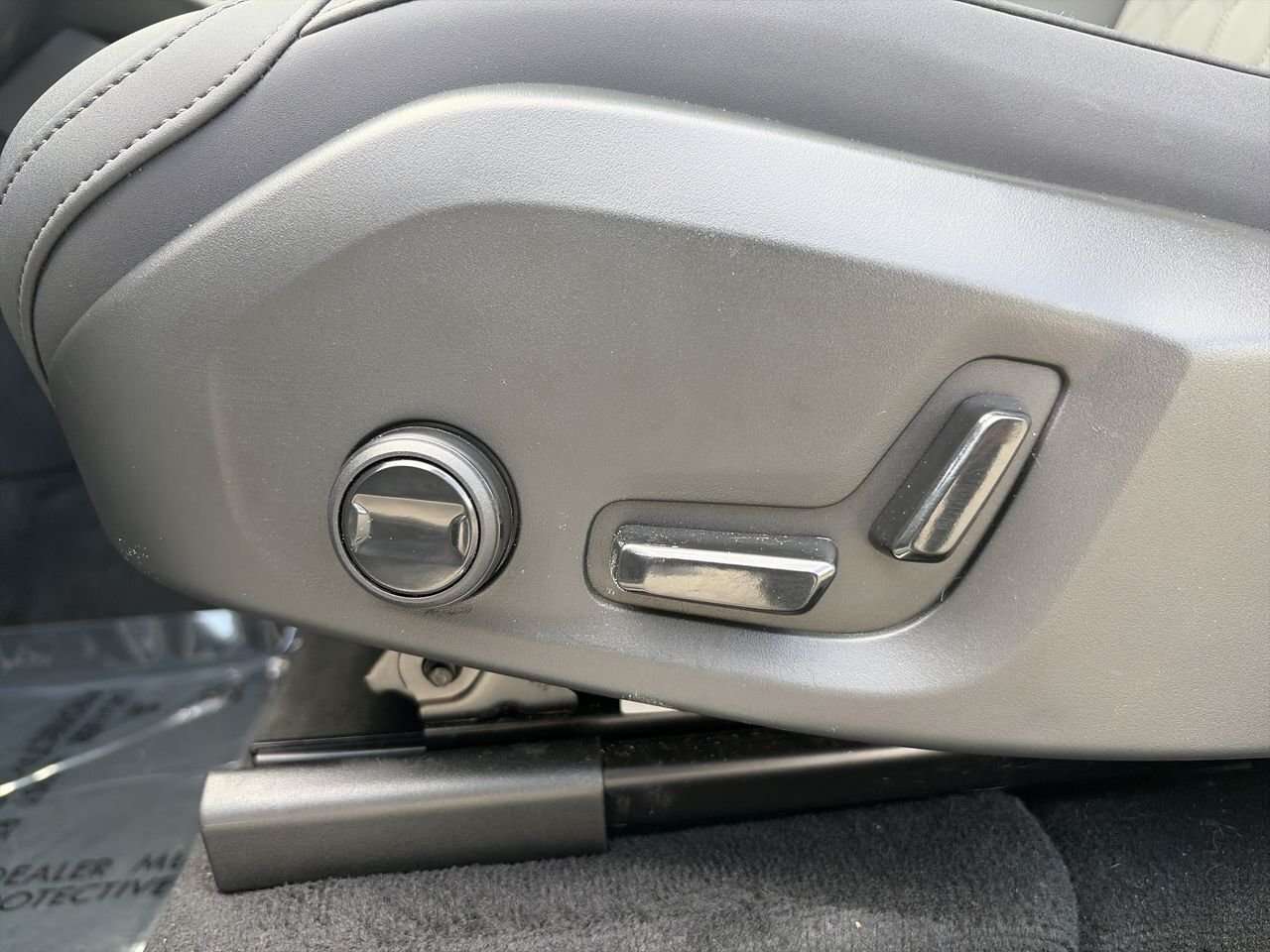 2026 Volvo XC90 Plus Dark Theme Incoming Unit ETA end of April | H thumb 20