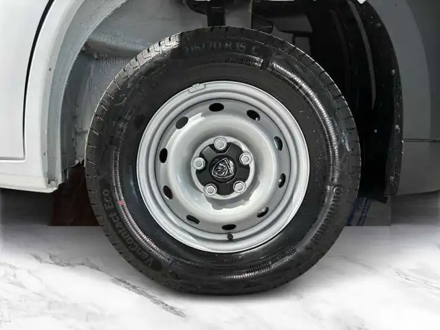 Peugeot Boxer view 8