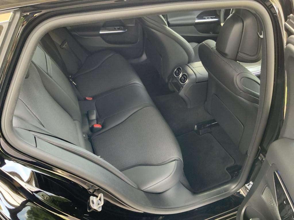 Mercedes-Benz C 180