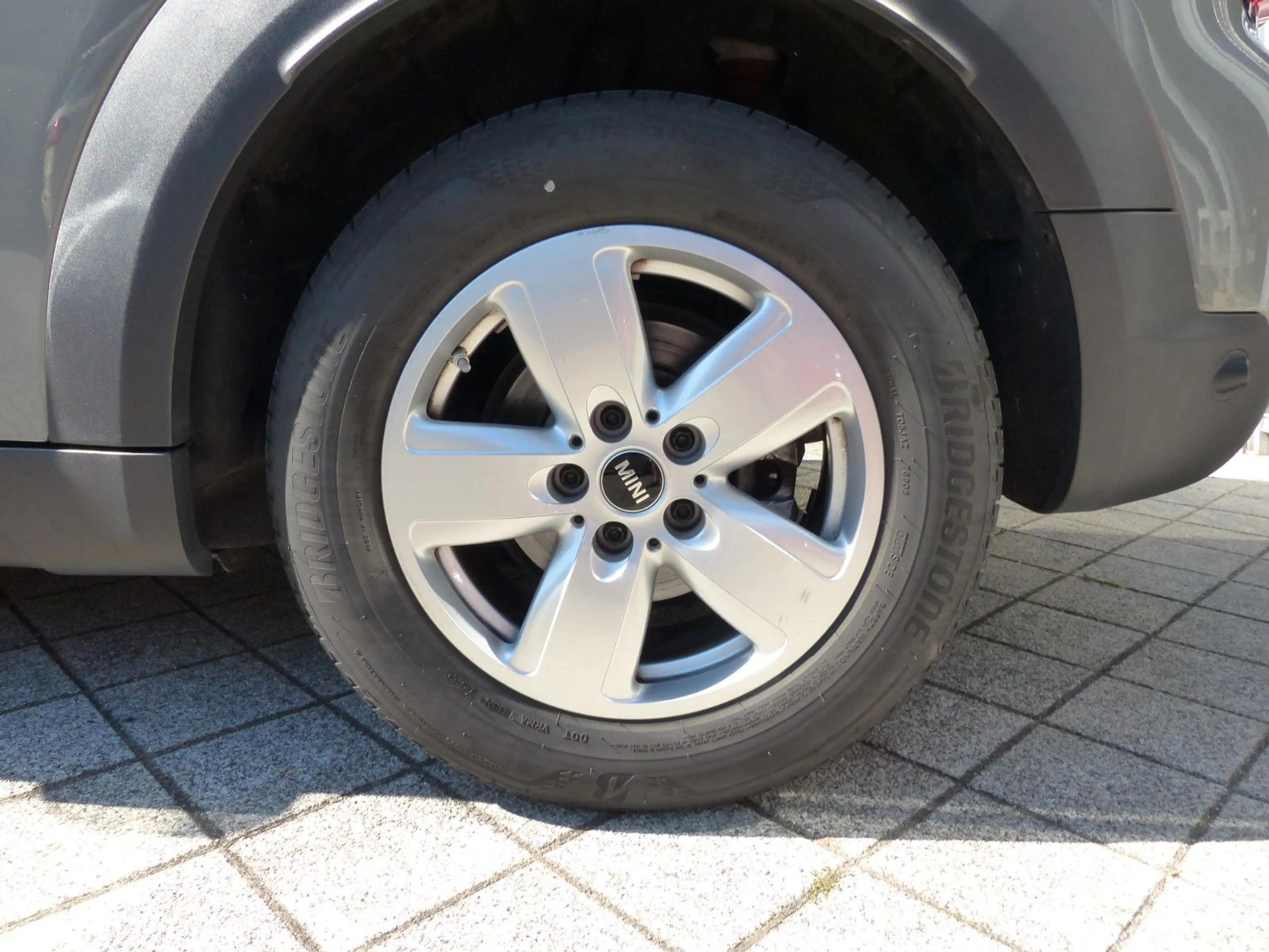 MINI One Countryman Essential Trim, Apple CP, LED uvm — photo 10